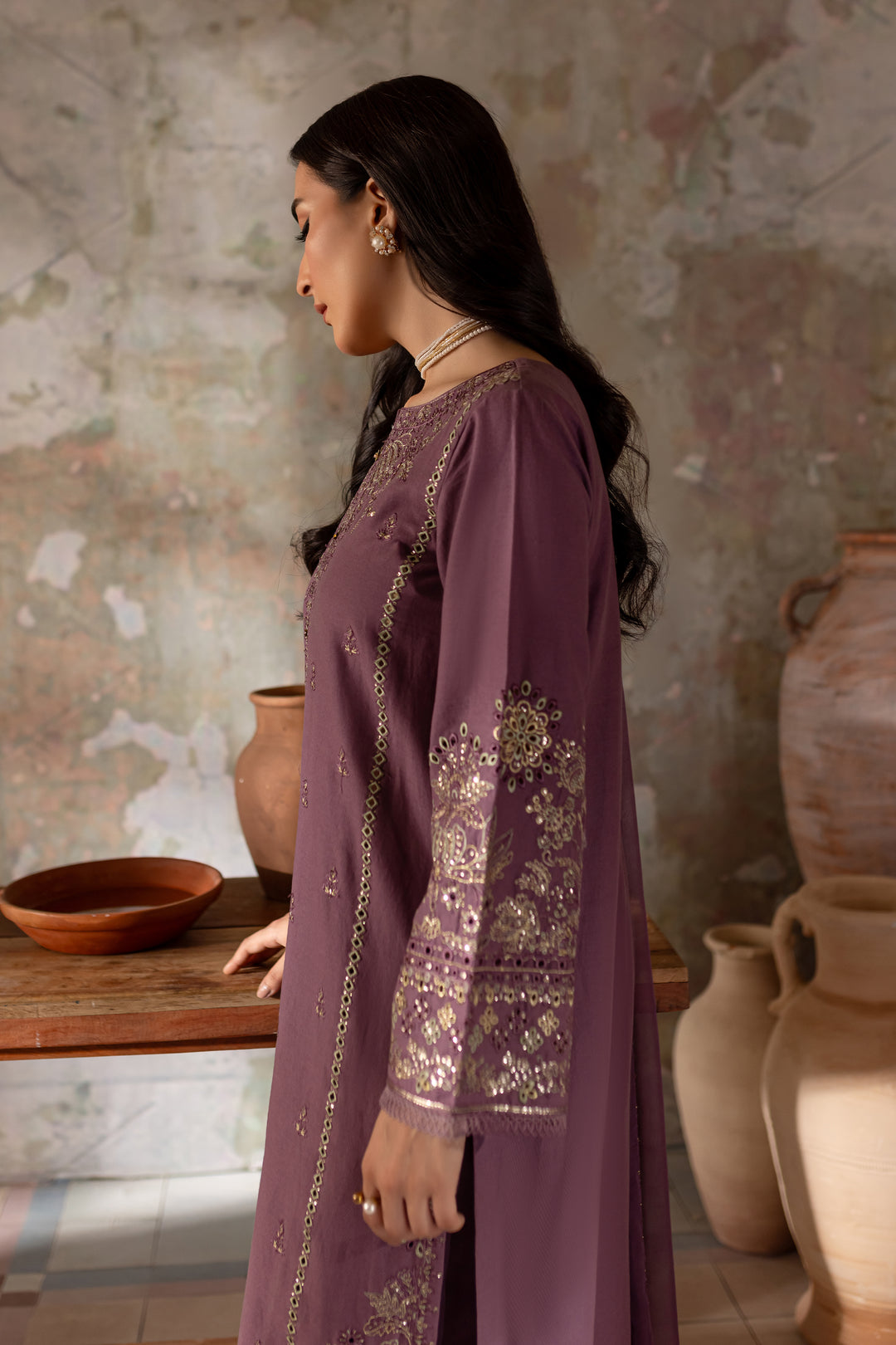 Fasana 3Pc - Embroidered Khaddar Dress - BATIK