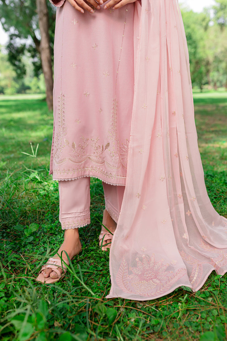 Script 3Pc - Embroidered Karandi Dress - BATIK