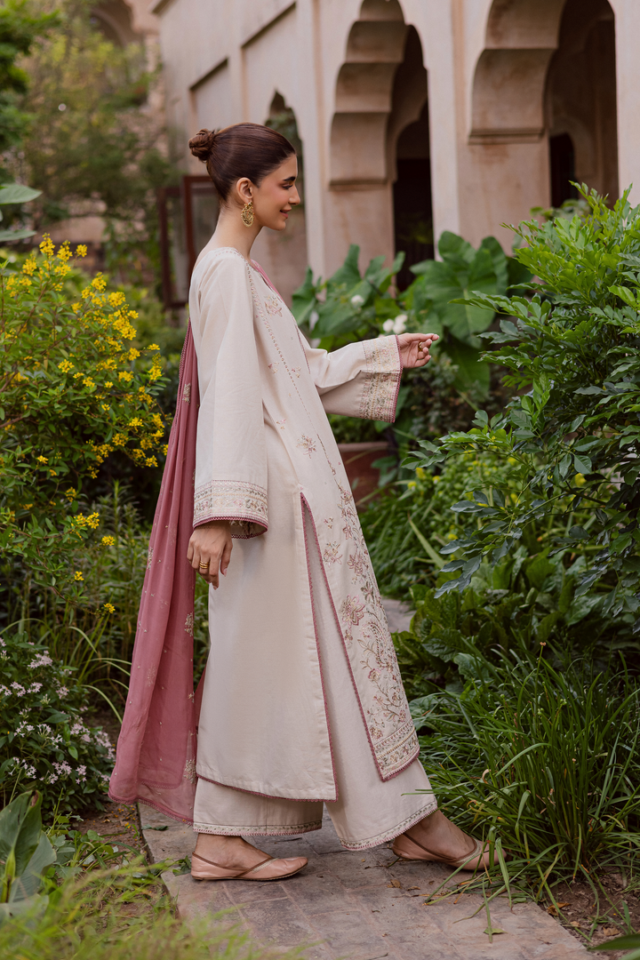 White Castor 3Pc - Embroidered Khaddar Dress