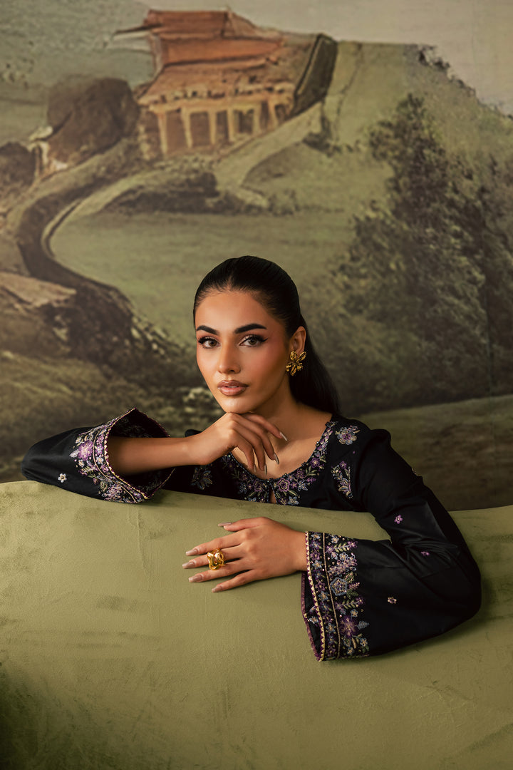Blackberry 2Pc - Embroidered Lawn Pret