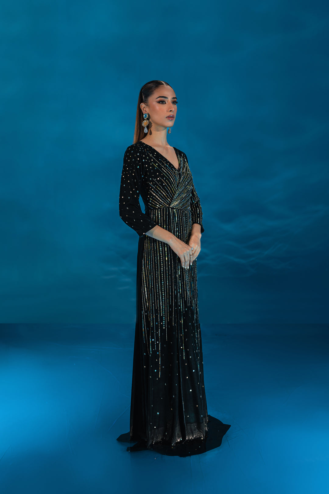 Monroe 1Pc - Formal Velvet Maxi - BATIK