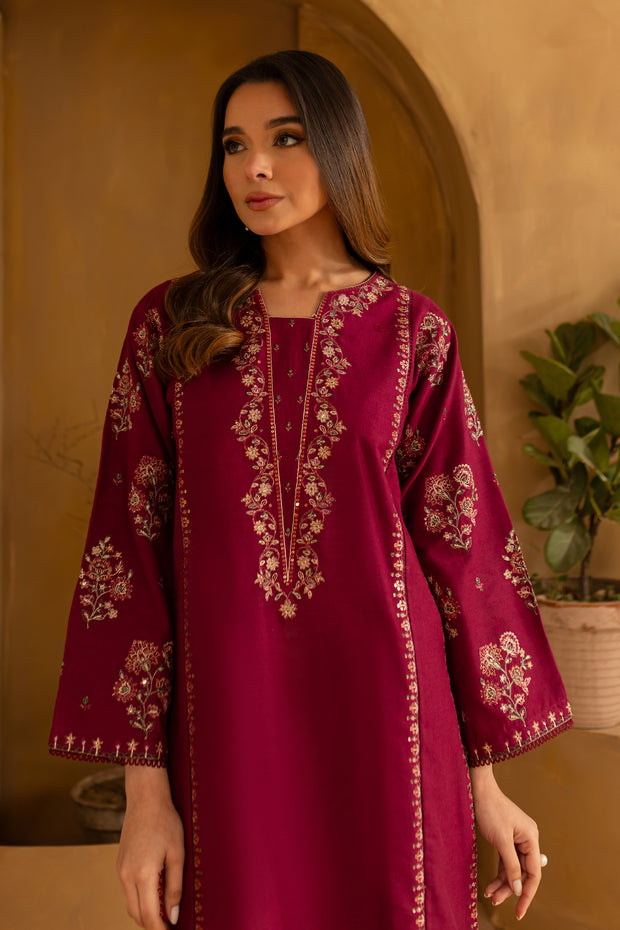 Hobbit 2Pc- Embroidered Karandi Dress