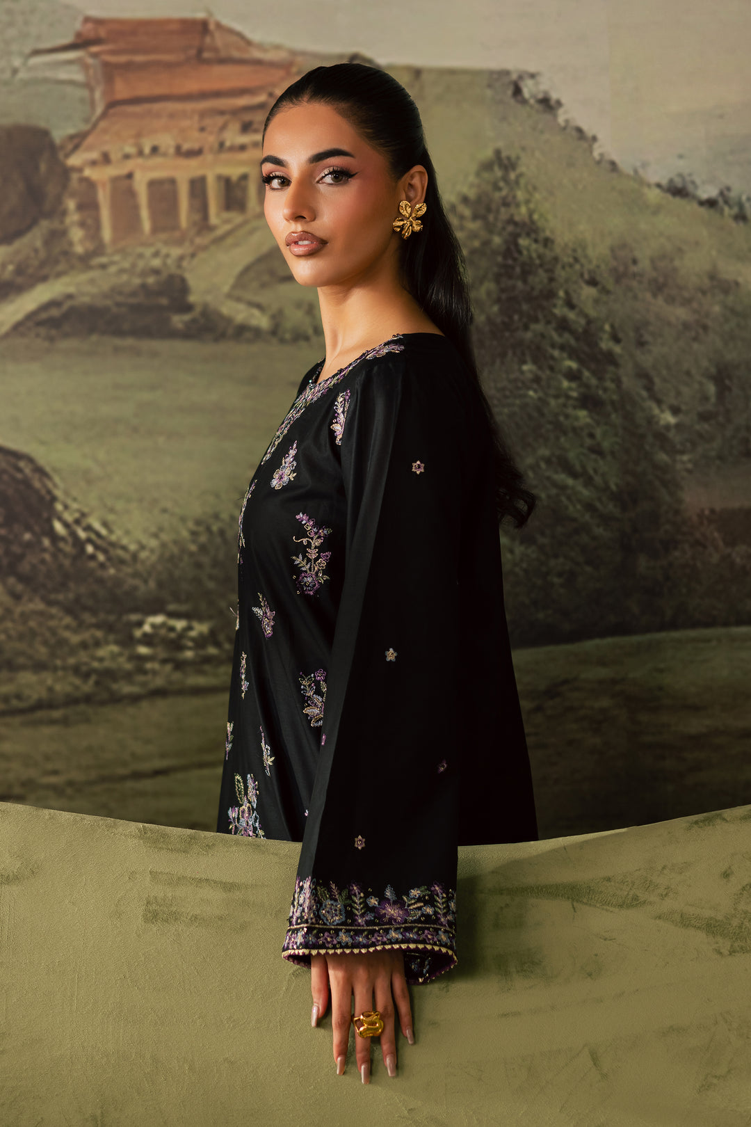 Blackberry 2Pc - Embroidered Lawn Pret