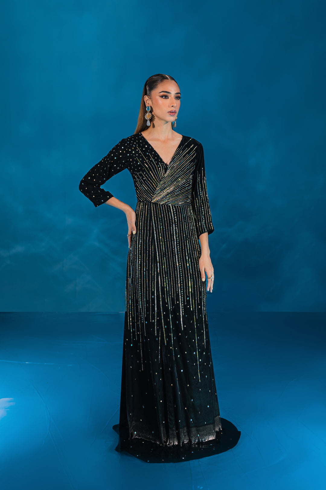 Monroe 1Pc - Formal Velvet Maxi - BATIK