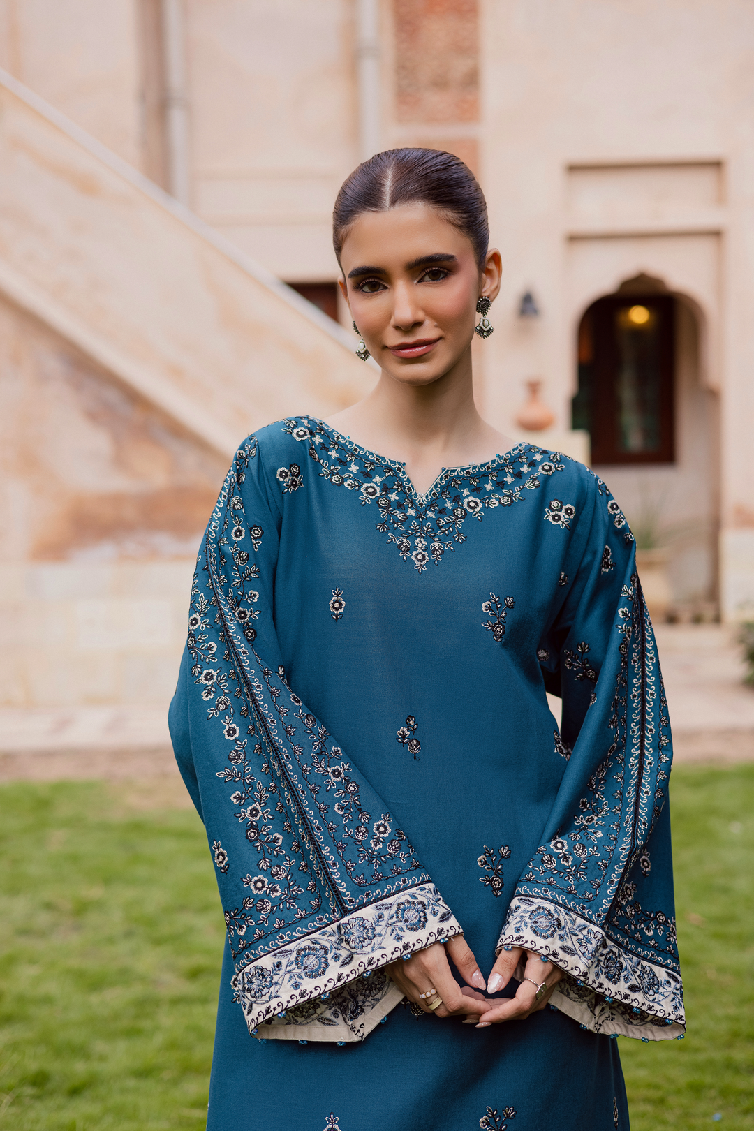Soho 2Pc - Embroidered Khaddar Dress
