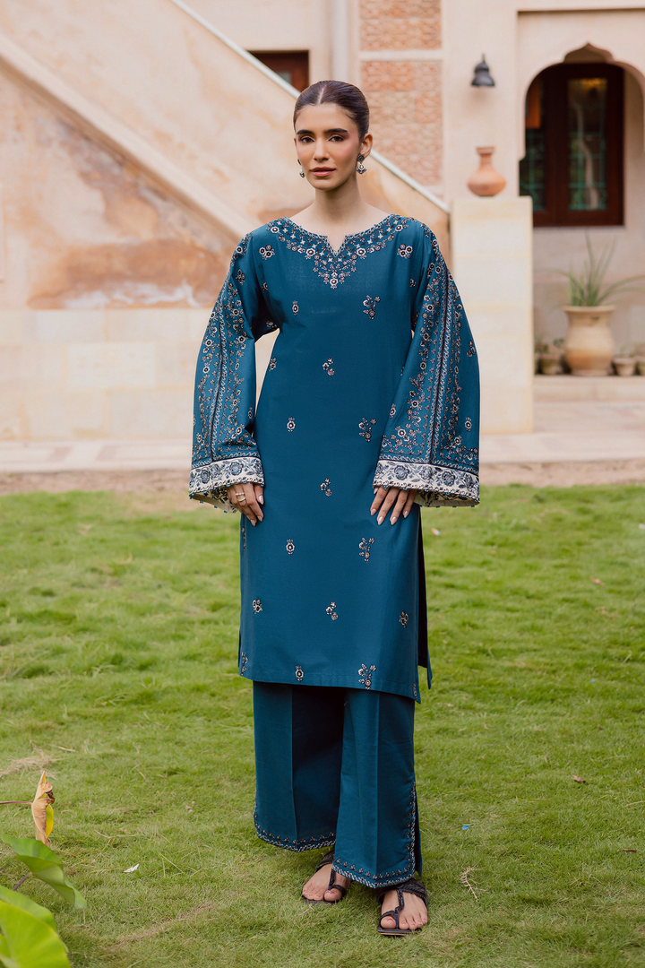 Soho 2Pc - Embroidered Khaddar Dress