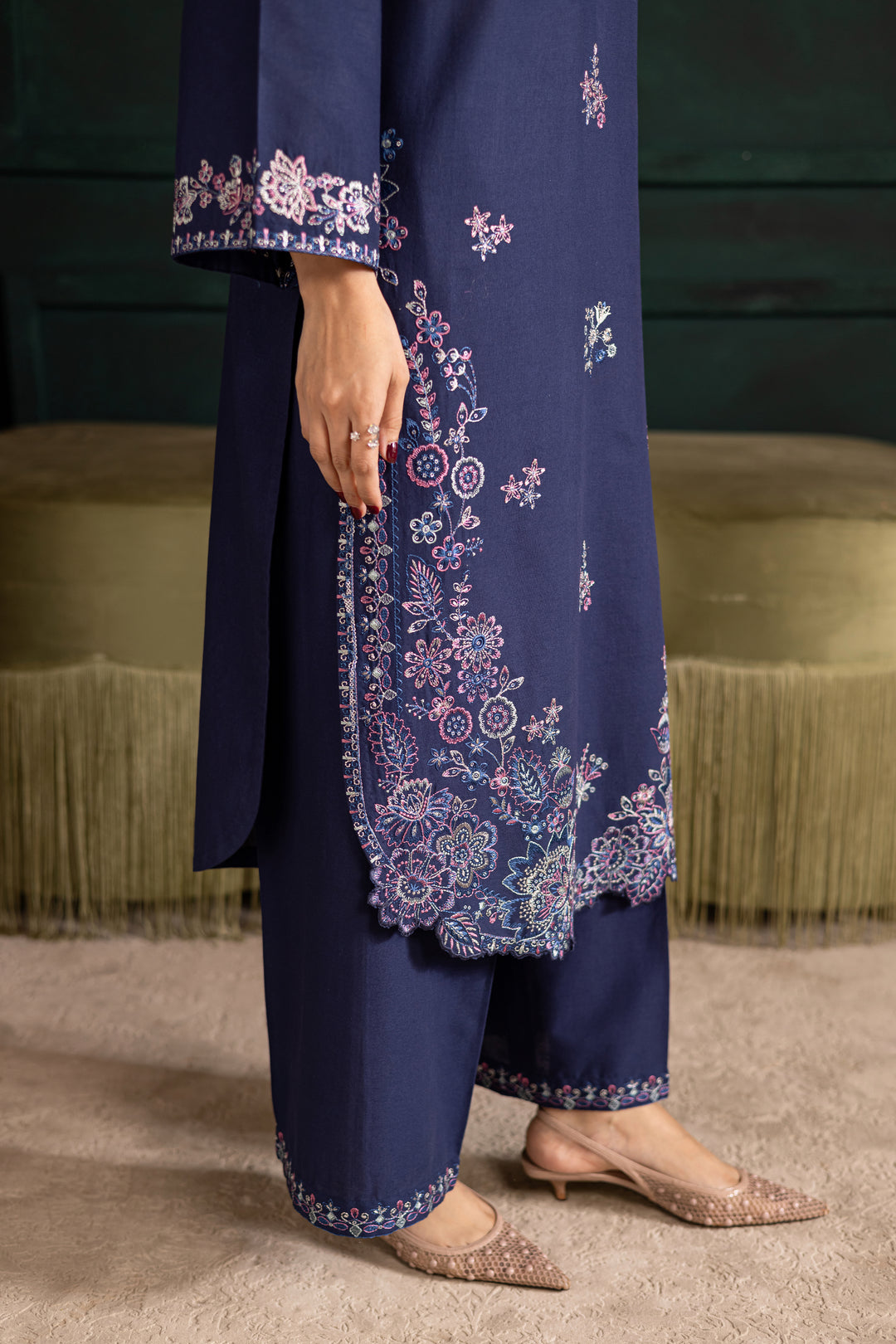 Dusky 3Pc - Embroidered Khaddar Dress