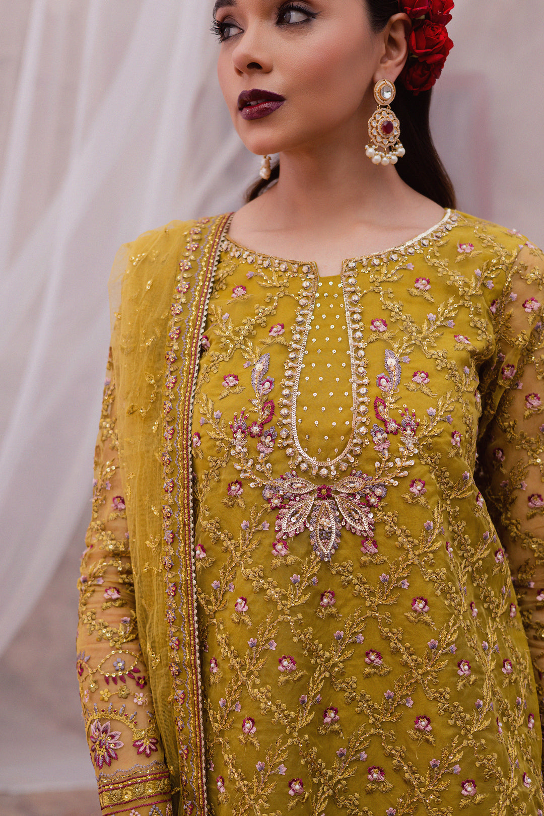 Izel 3Pc - Festive Luxe Pret