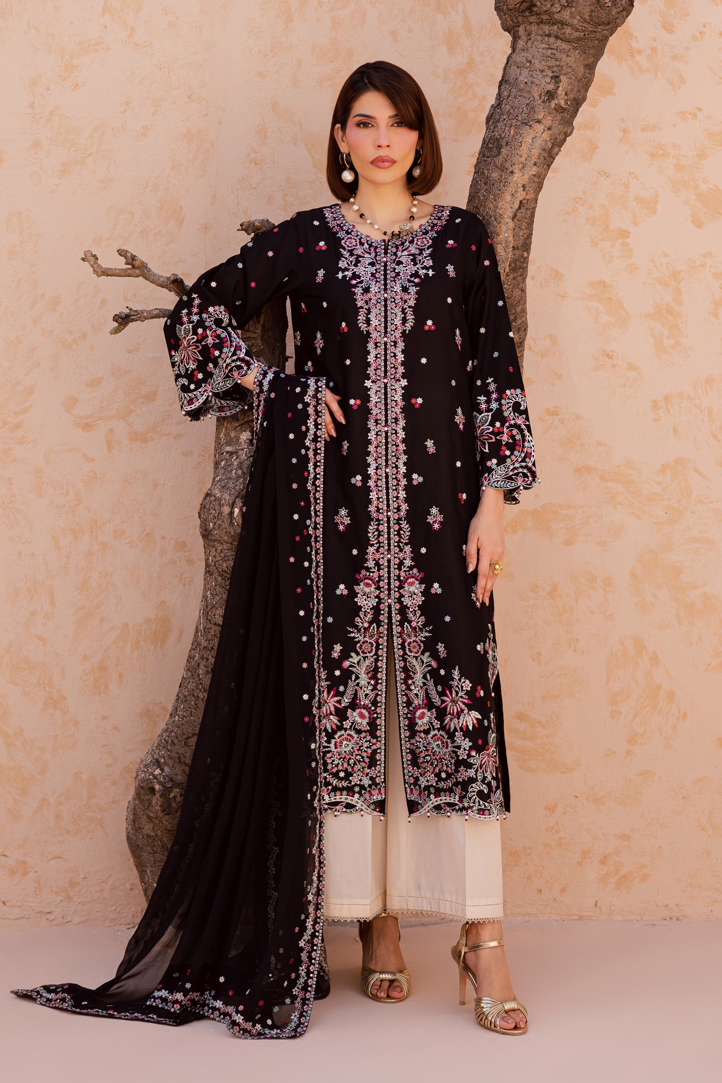  Aelin 3Pc - Festive Embroidered Lawn BATIKEID2026  BATIK   XS / Black / Pima Lawn-S / Black / Pima Lawn-M / Black / Pima Lawn-L / Black / Pima Lawn-XL / Black / Pima Lawn