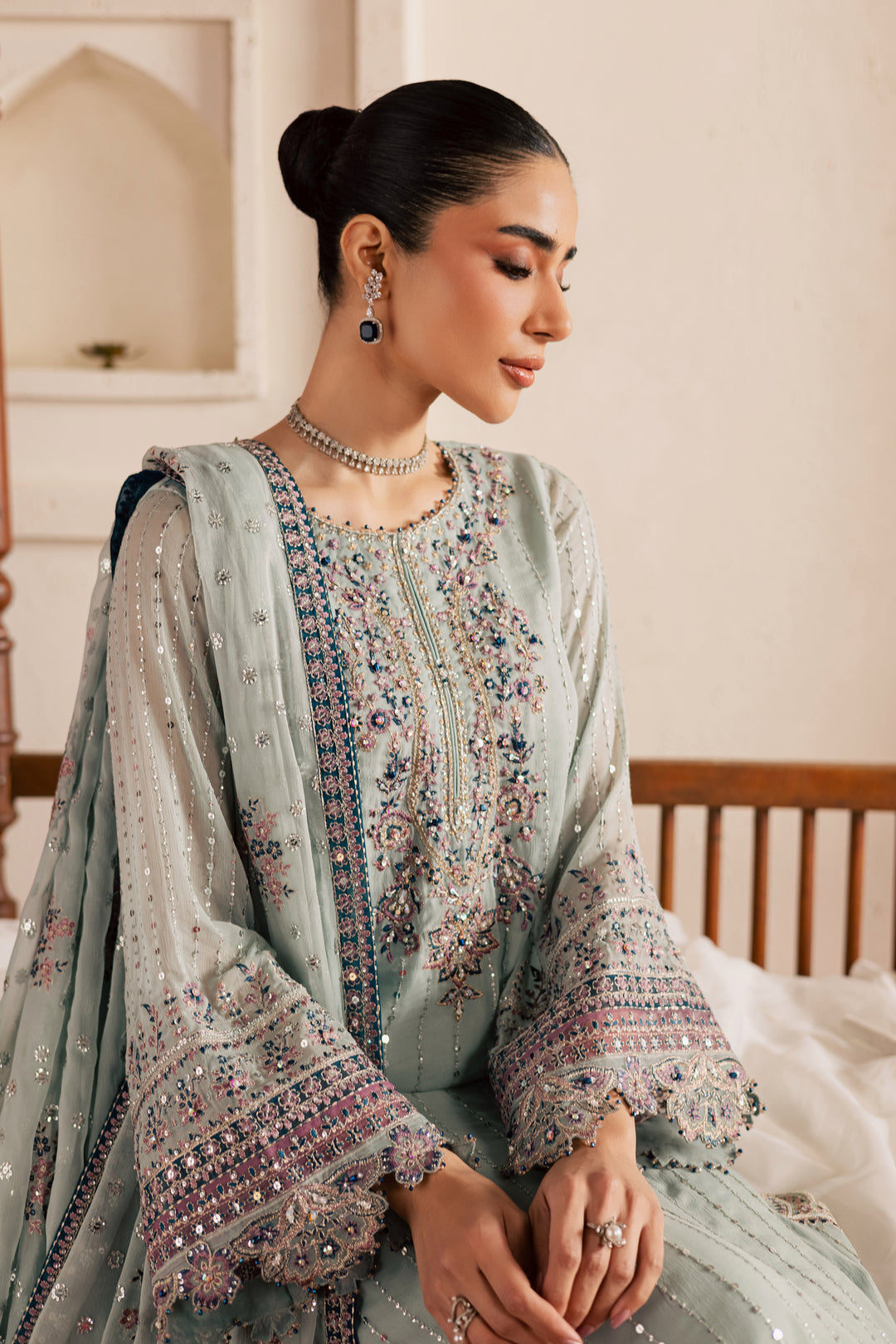 [product-color]-[product-type]-[product_material]