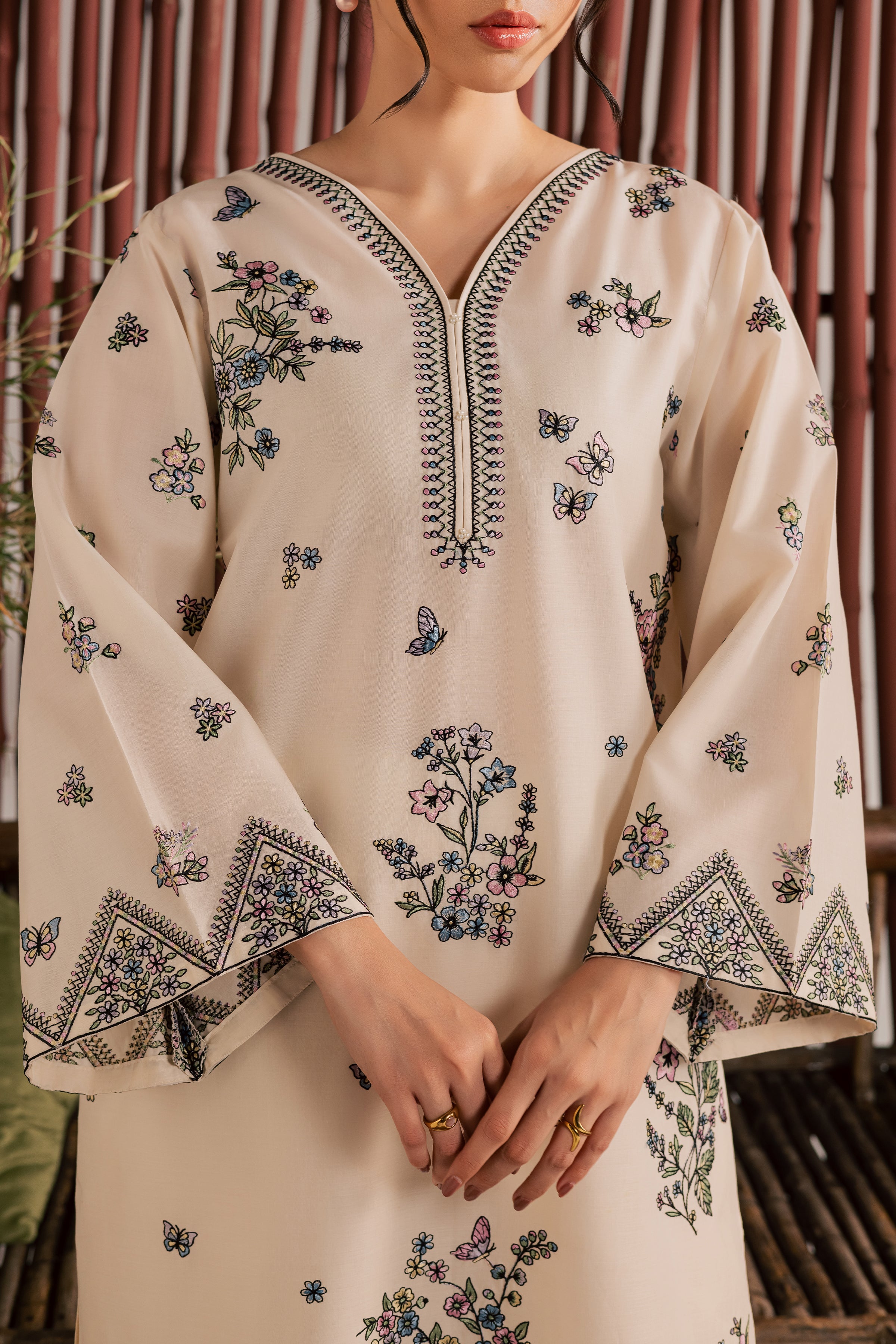  Anne 2Pc - Embroidered Lawn Dress EverydayEdit26  BATIK   XS / White Swan / Pima Lawn-S / White Swan / Pima Lawn-M / White Swan / Pima Lawn-L / White Swan / Pima Lawn-XL / White Swan / Pima Lawn