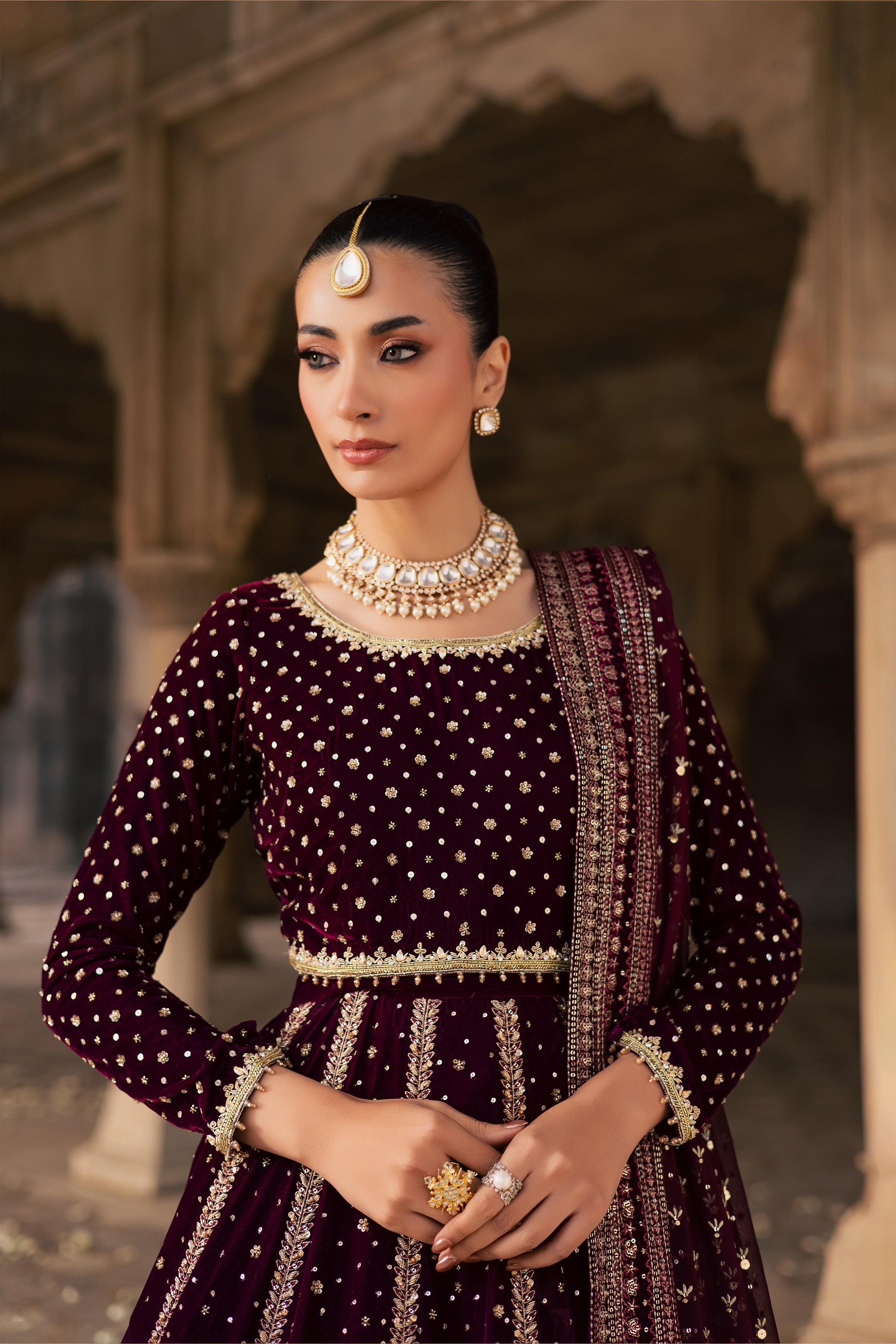  Aroos e Laal 3Pc - Bridal Dress BATIKSTUDIO2025  BATIK   S / Maroon / Velvet-M / Maroon / Velvet-L / Maroon / Velvet