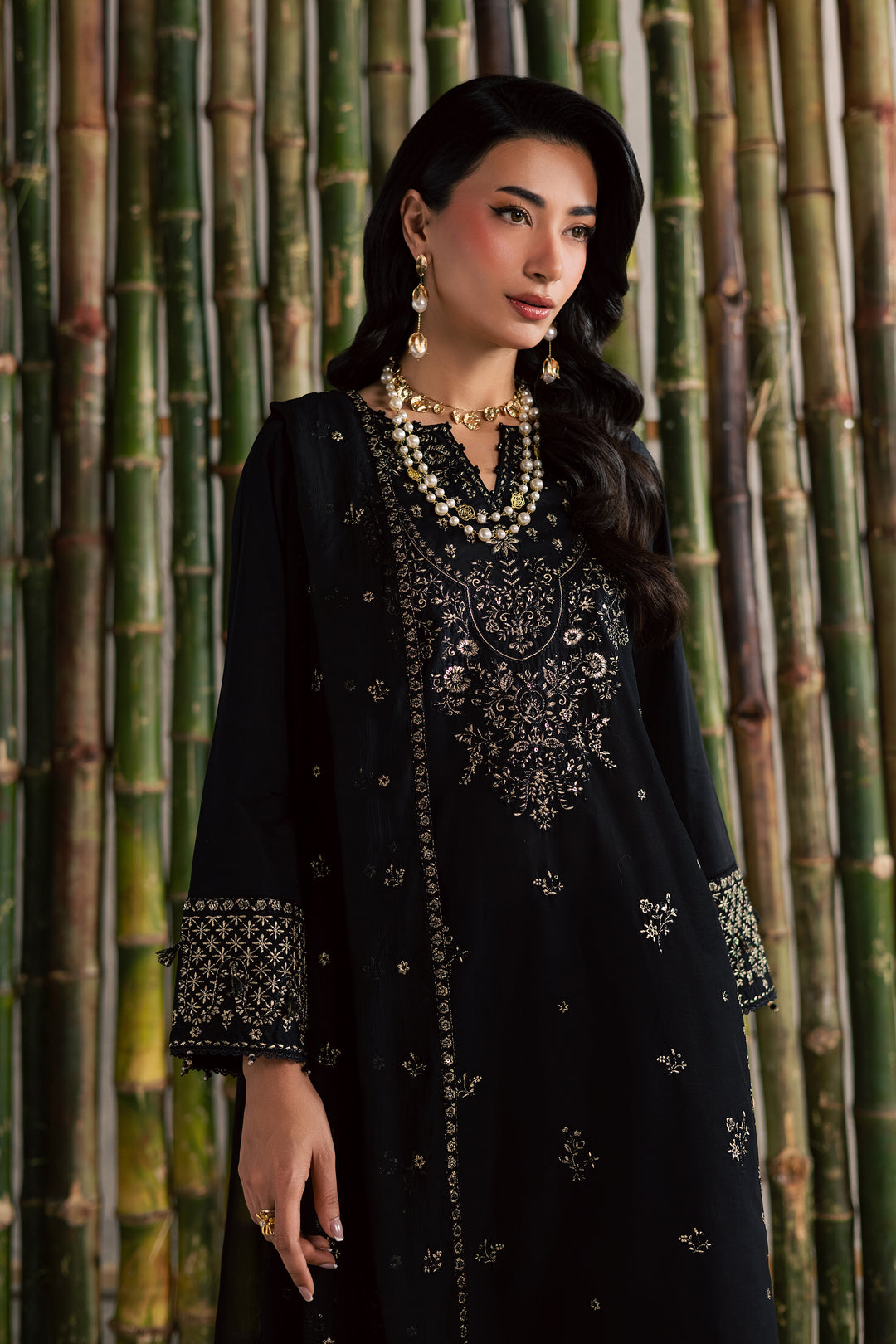  Ash 3Pc - Festive Embroidered Lawn BATIKEID2026  BATIK   XS / Black / Pima Lawn-S / Black / Pima Lawn-M / Black / Pima Lawn-L / Black / Pima Lawn-XL / Black / Pima Lawn