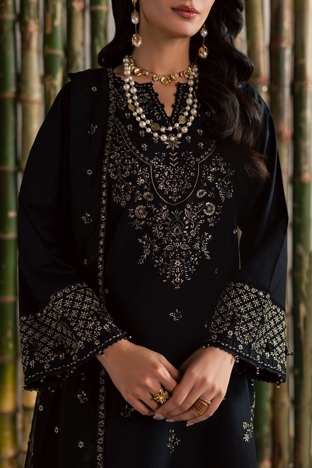  Ash 3Pc - Festive Embroidered Lawn BATIKEID2026  BATIK   XS / Black / Pima Lawn-S / Black / Pima Lawn-M / Black / Pima Lawn-L / Black / Pima Lawn-XL / Black / Pima Lawn