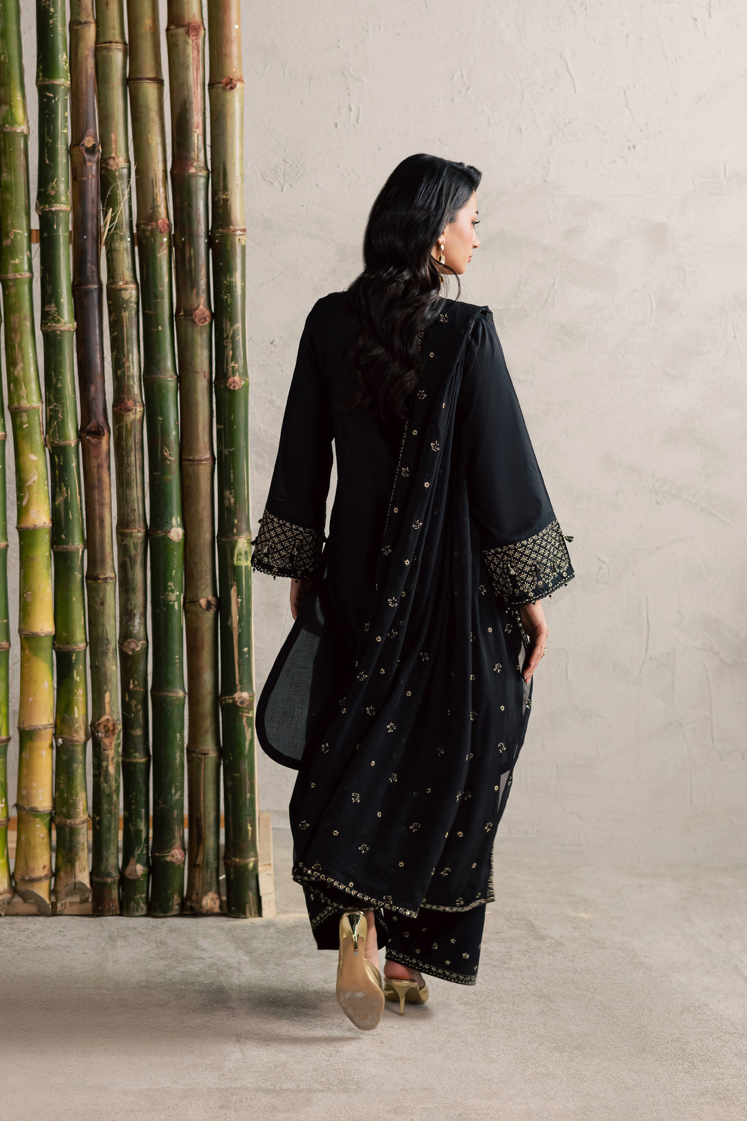  Ash 3Pc - Festive Embroidered Lawn BATIKEID2026  BATIK   XS / Black / Pima Lawn-S / Black / Pima Lawn-M / Black / Pima Lawn-L / Black / Pima Lawn-XL / Black / Pima Lawn