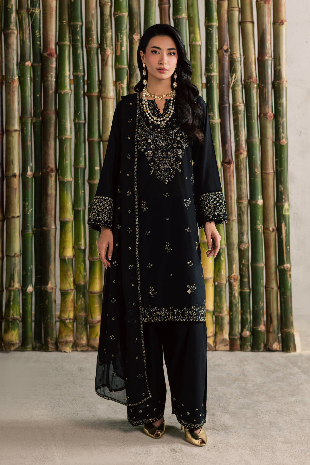  Ash 3Pc - Festive Embroidered Lawn BATIKEID2026  BATIK   XS / Black / Pima Lawn-S / Black / Pima Lawn-M / Black / Pima Lawn-L / Black / Pima Lawn-XL / Black / Pima Lawn