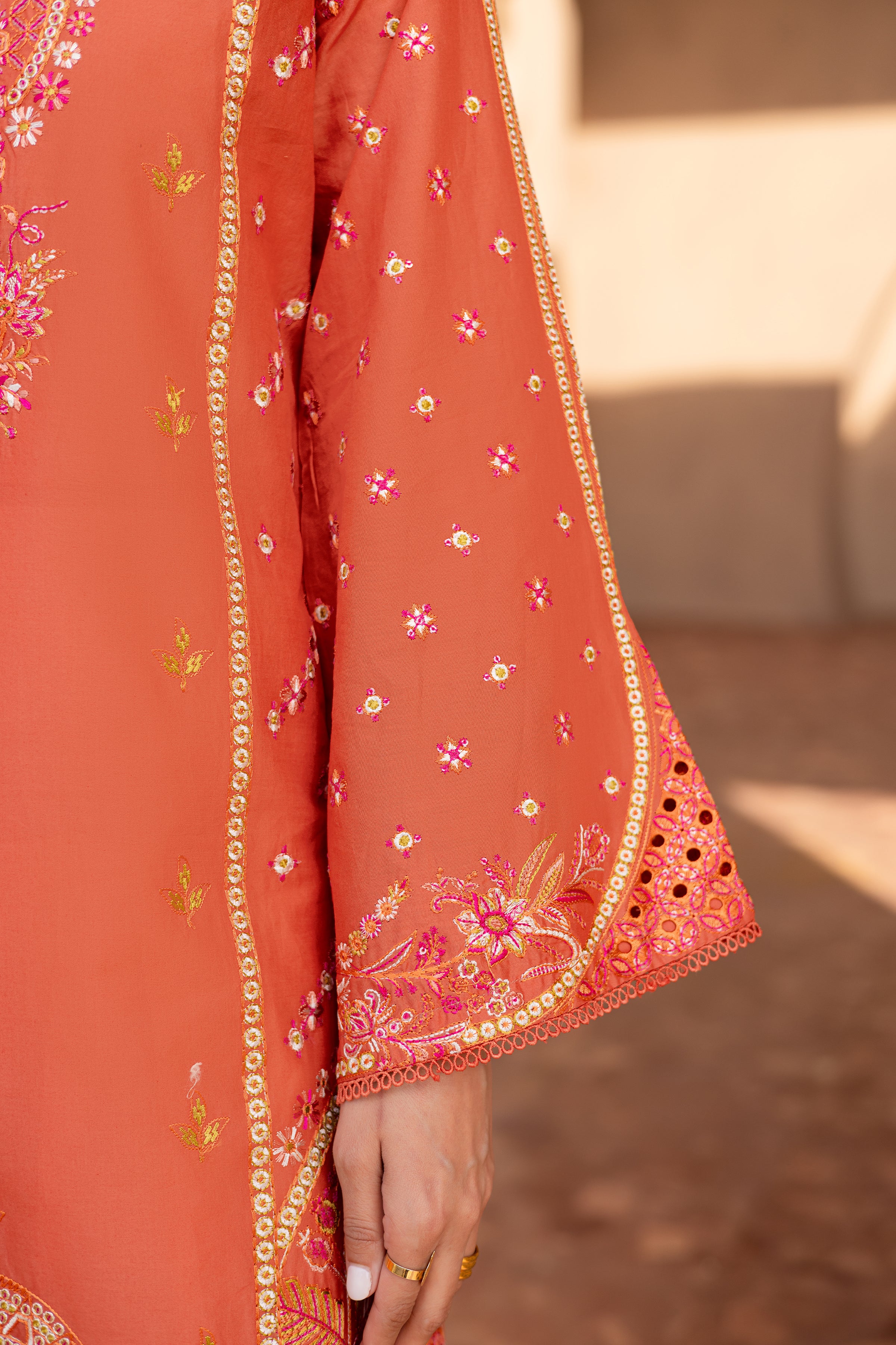 [product-color]-[product-type]-[product_material]