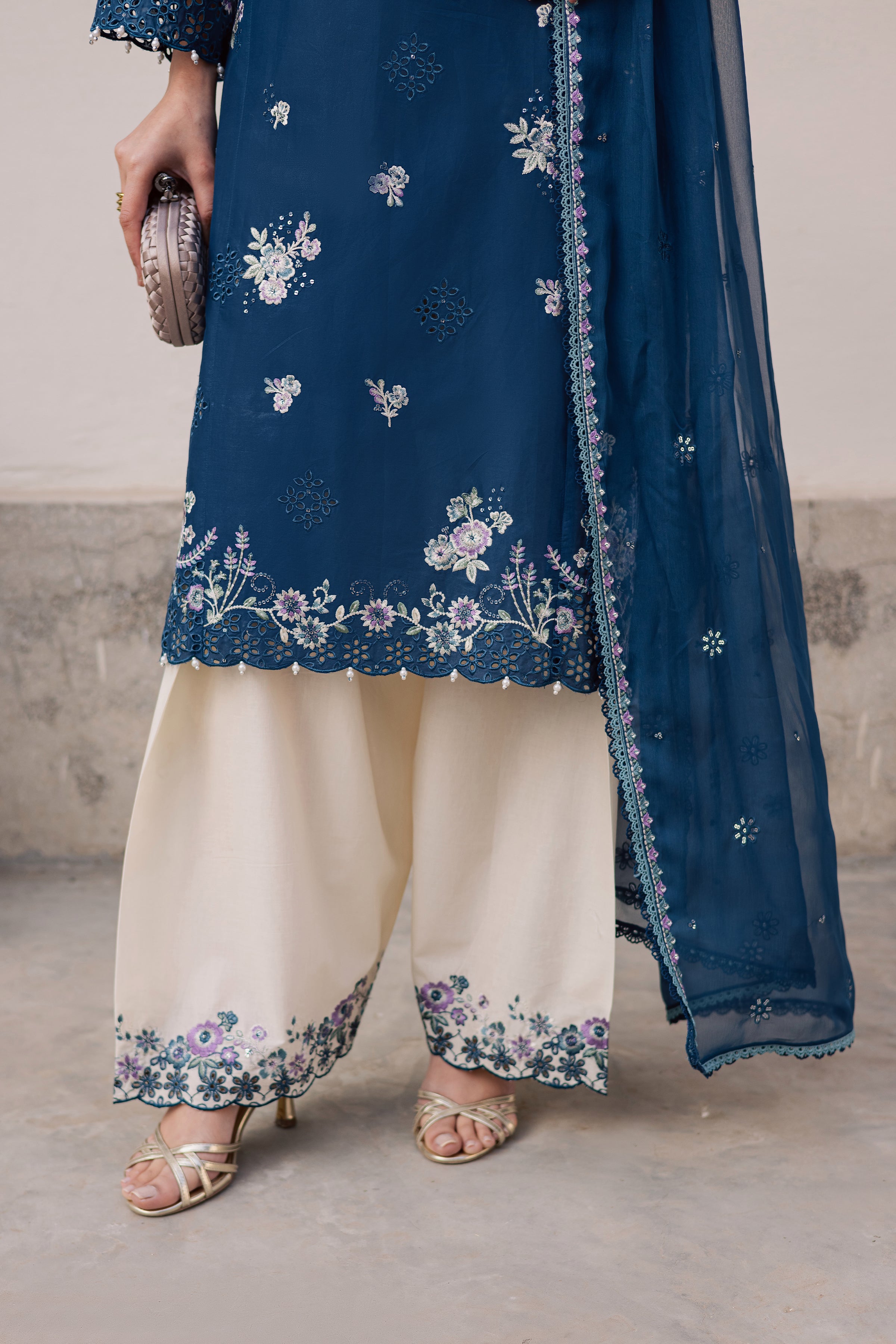  Azraaq 3Pc - Festive Embroidered Lawn BATIKEID2026  BATIK   XS / Zinc / Pima Lawn-S / Zinc / Pima Lawn-M / Zinc / Pima Lawn-L / Zinc / Pima Lawn-XL / Zinc / Pima Lawn