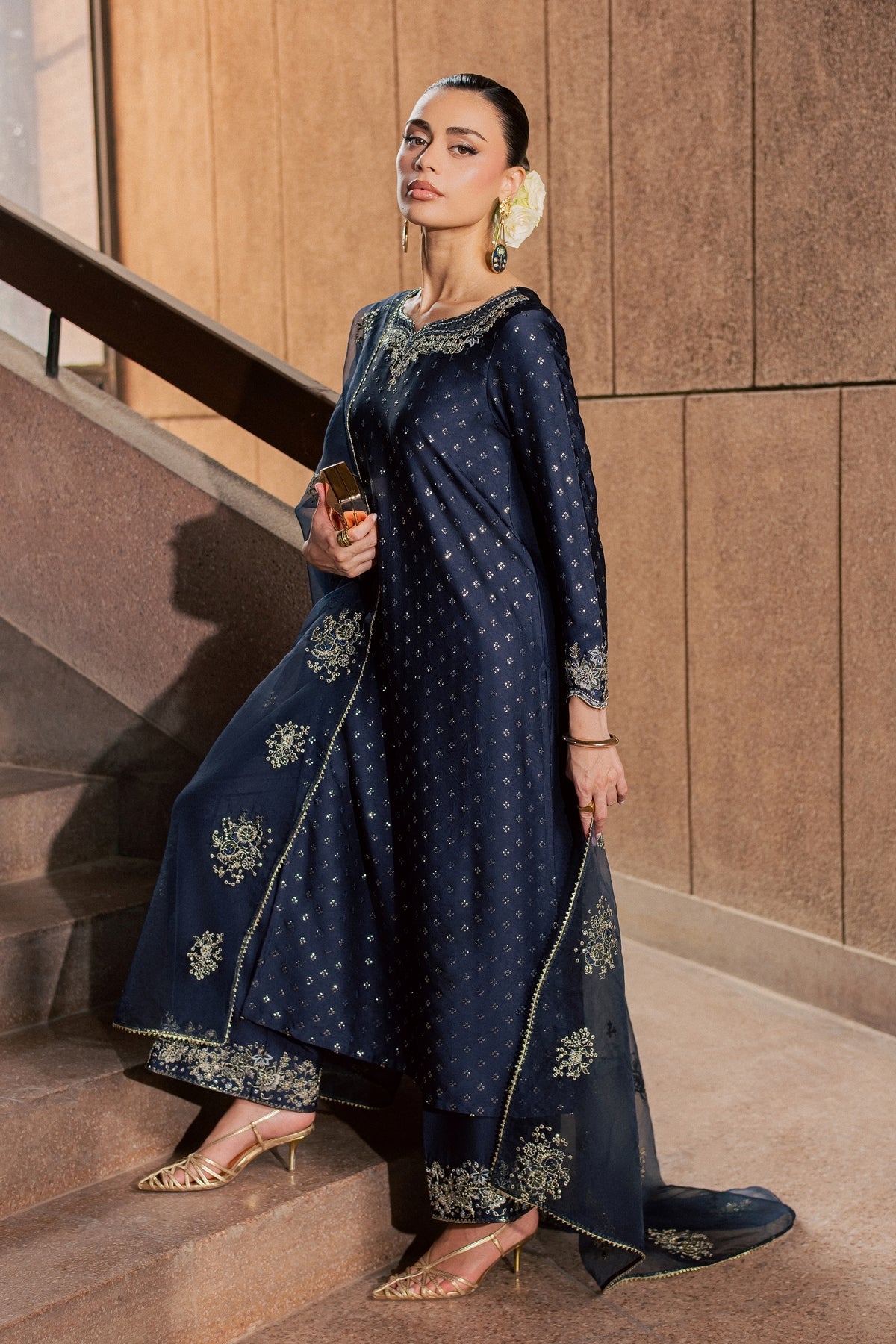 Baffin 3Pc - Festive Luxe Pret BATIKLUXESEP26  BATIK   XS / Black / Textured Grip