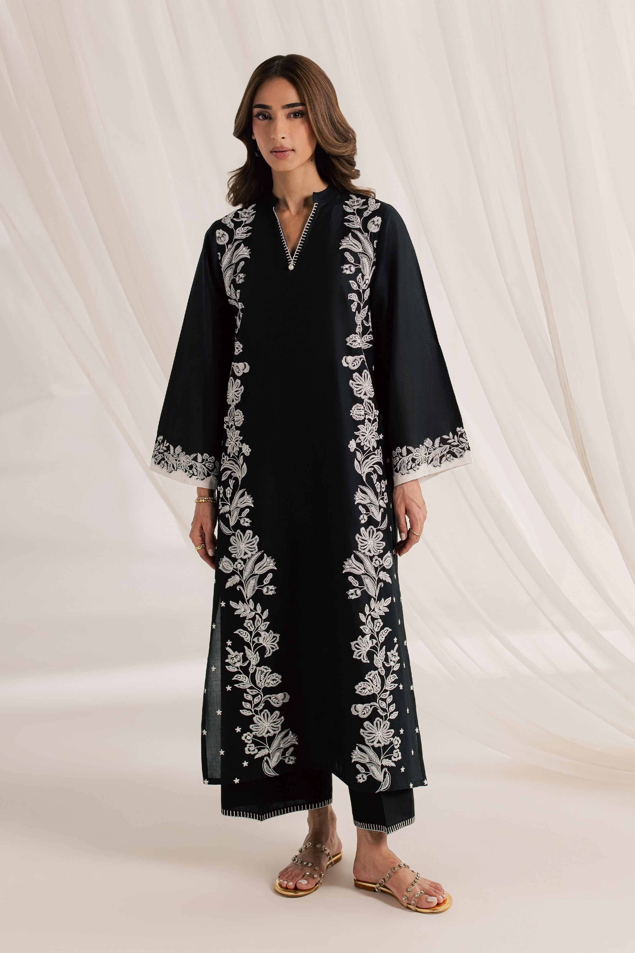  Hazel 2Pc - Embroidered Lawn Dress EverydayEdit26  BATIK   XS / Black / Pima Lawn-S / Black / Pima Lawn-M / Black / Pima Lawn-L / Black / Pima Lawn-XL / Black / Pima Lawn
