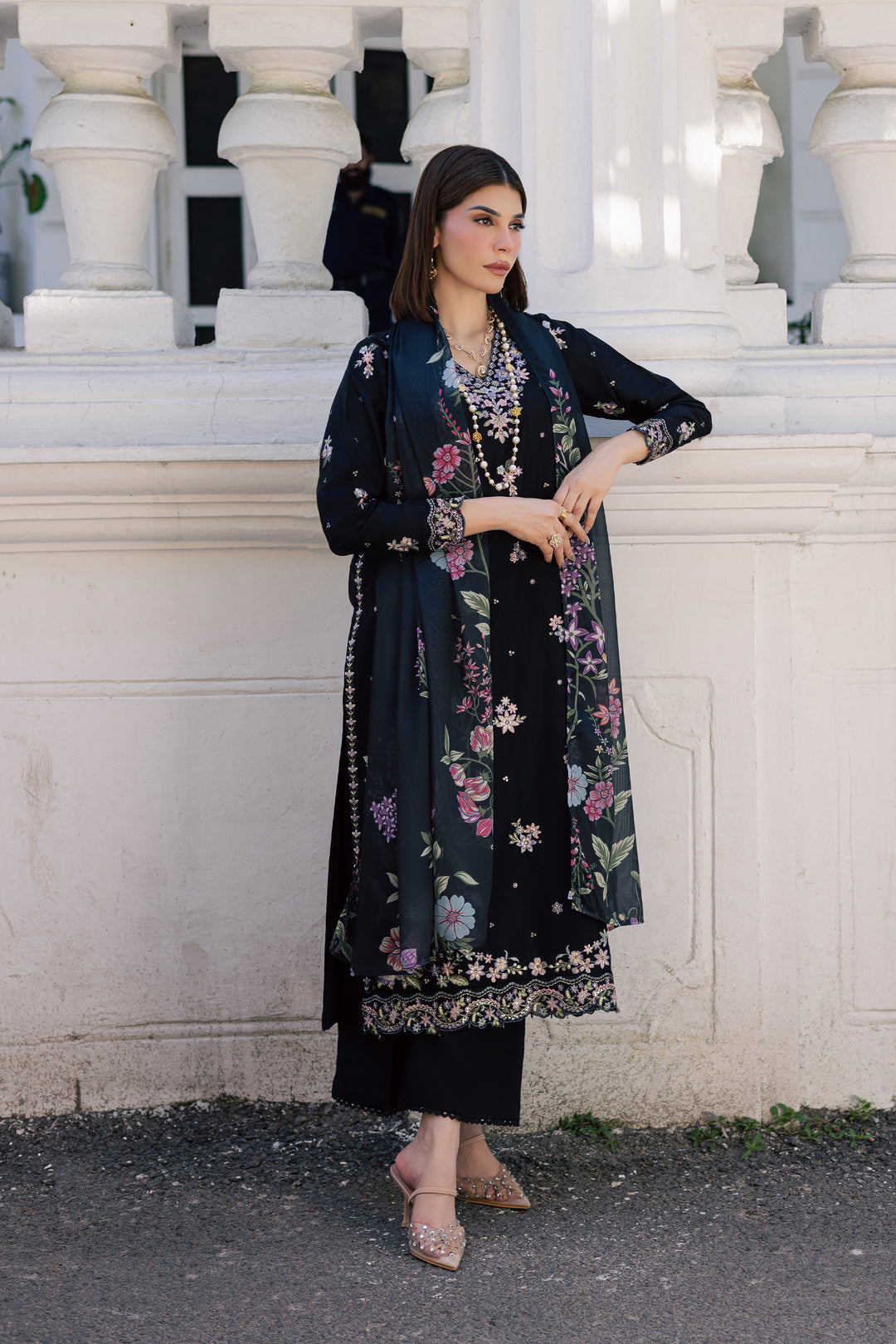  Black Heer 3Pc - Festive Embroidered Lawn BATIKSS26  BATIK   XS / Black / Pima Lawn-S / Black / Pima Lawn-M / Black / Pima Lawn-L / Black / Pima Lawn-XL / Black / Pima Lawn