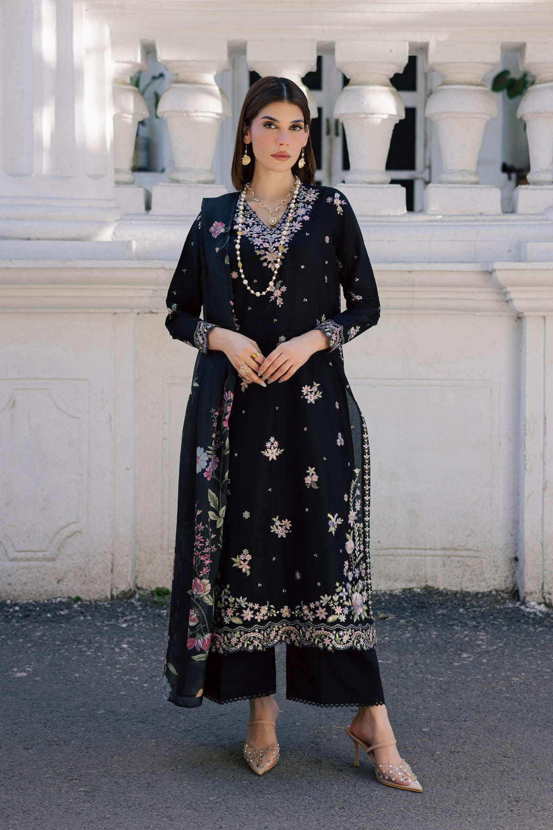  Black Heer 3Pc - Festive Embroidered Lawn BATIKSS26  BATIK   XS / Black / Pima Lawn-S / Black / Pima Lawn-M / Black / Pima Lawn-L / Black / Pima Lawn-XL / Black / Pima Lawn