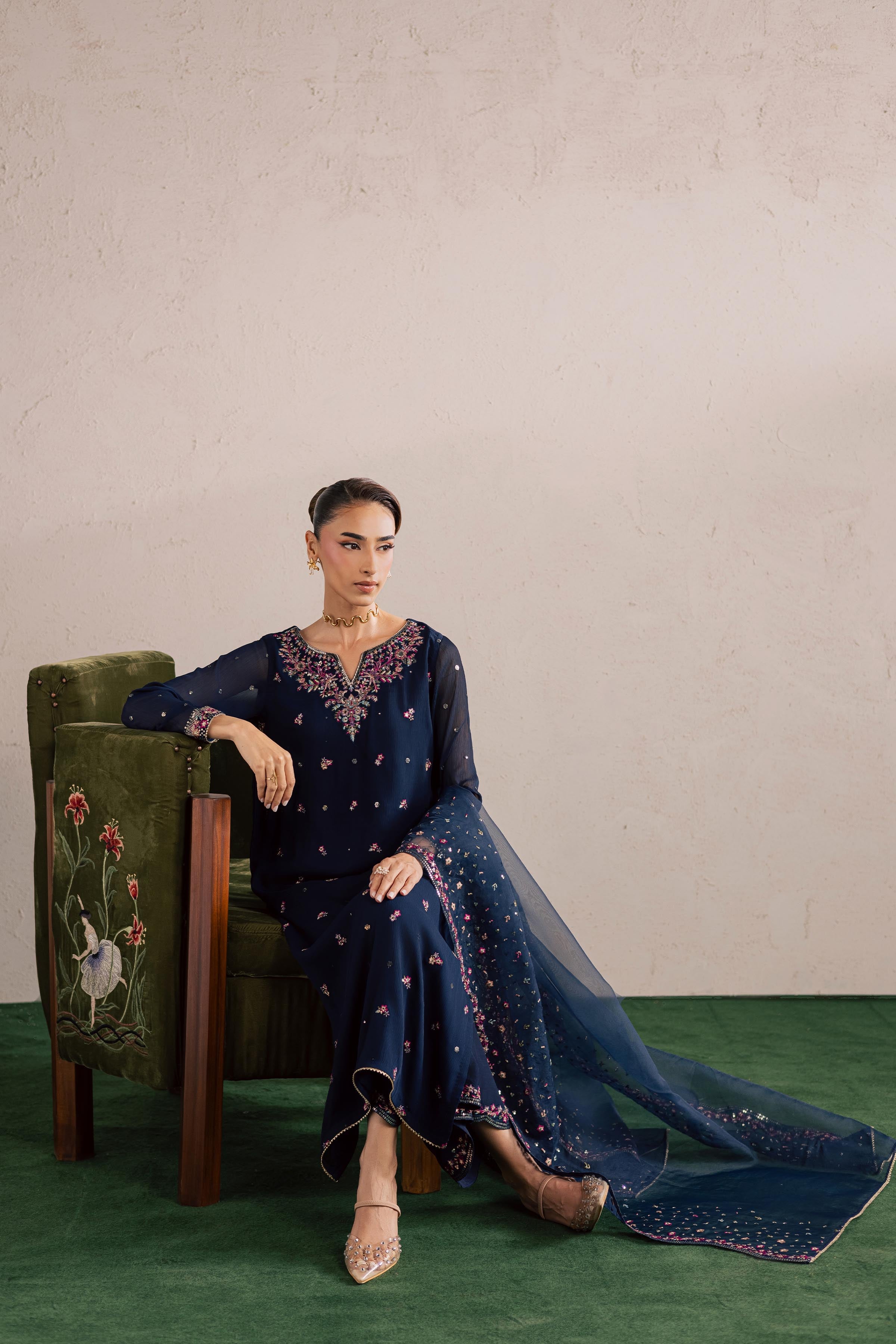  Bluey 3Pc - Festive Luxury Formal BATIKEID2026  BATIK   S / Navy Blue / Crinkle-M / Navy Blue / Crinkle-L / Navy Blue / Crinkle