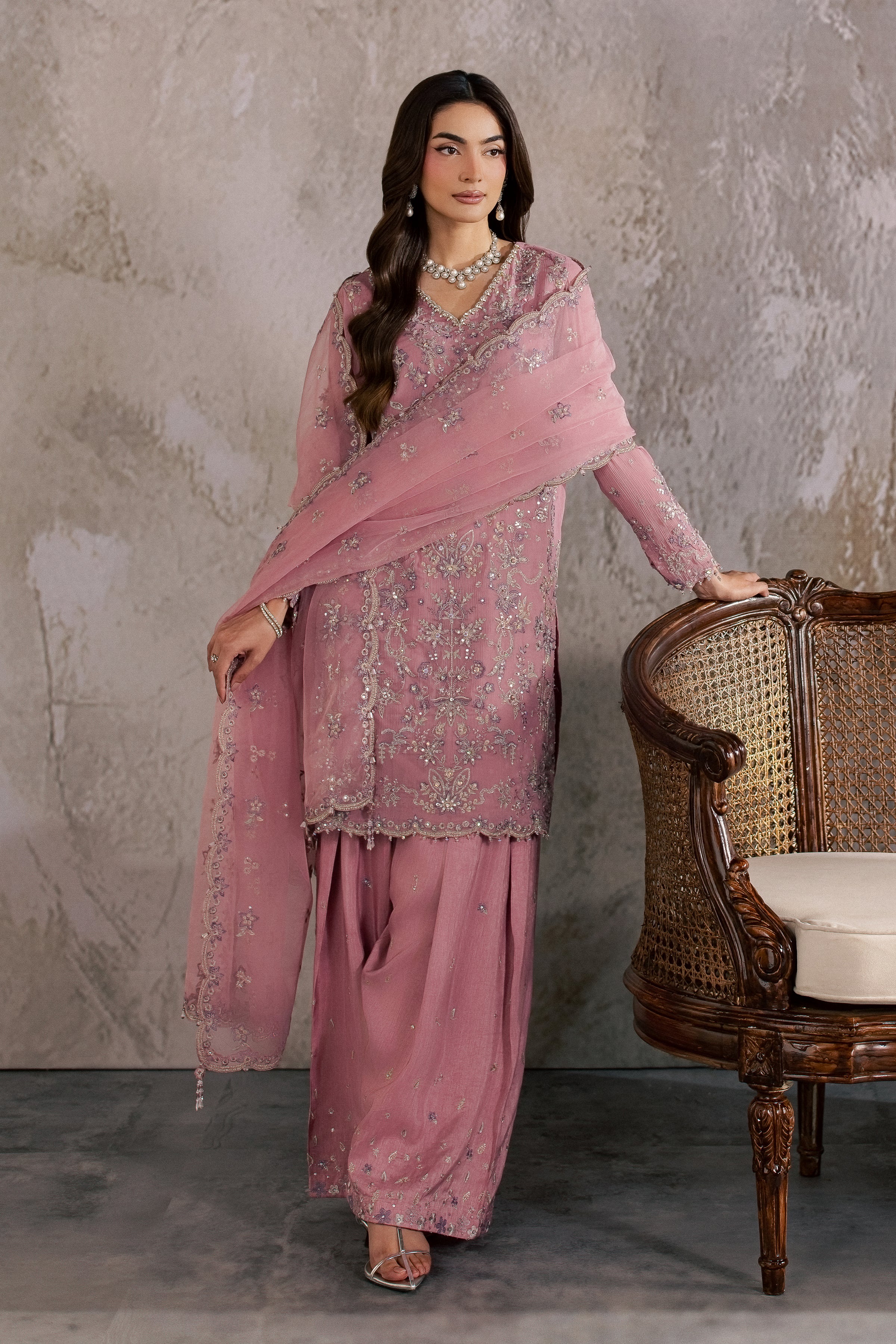  Coral 3Pc - Festive Luxe Pret BATIKSTUDIO2026  BATIK   S / Salmon Pink / Crinkle-M / Salmon Pink / Crinkle-L / Salmon Pink / Crinkle