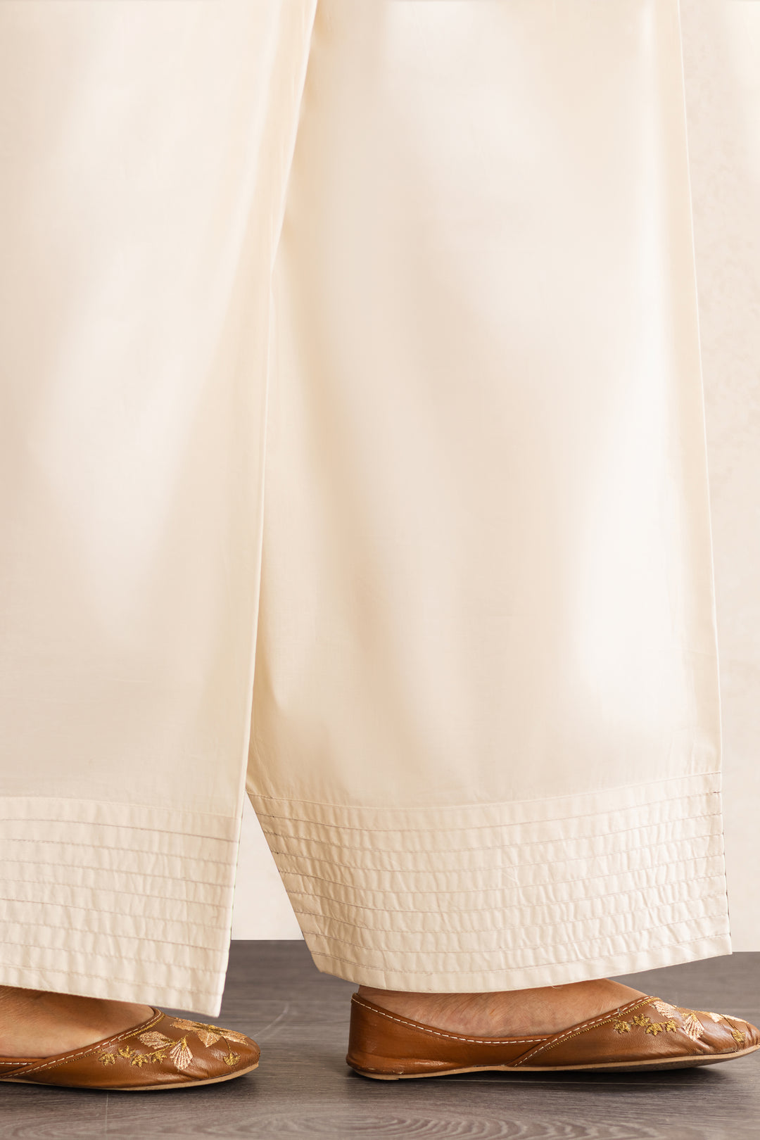 [product-color]-[product-type]-[product_material]