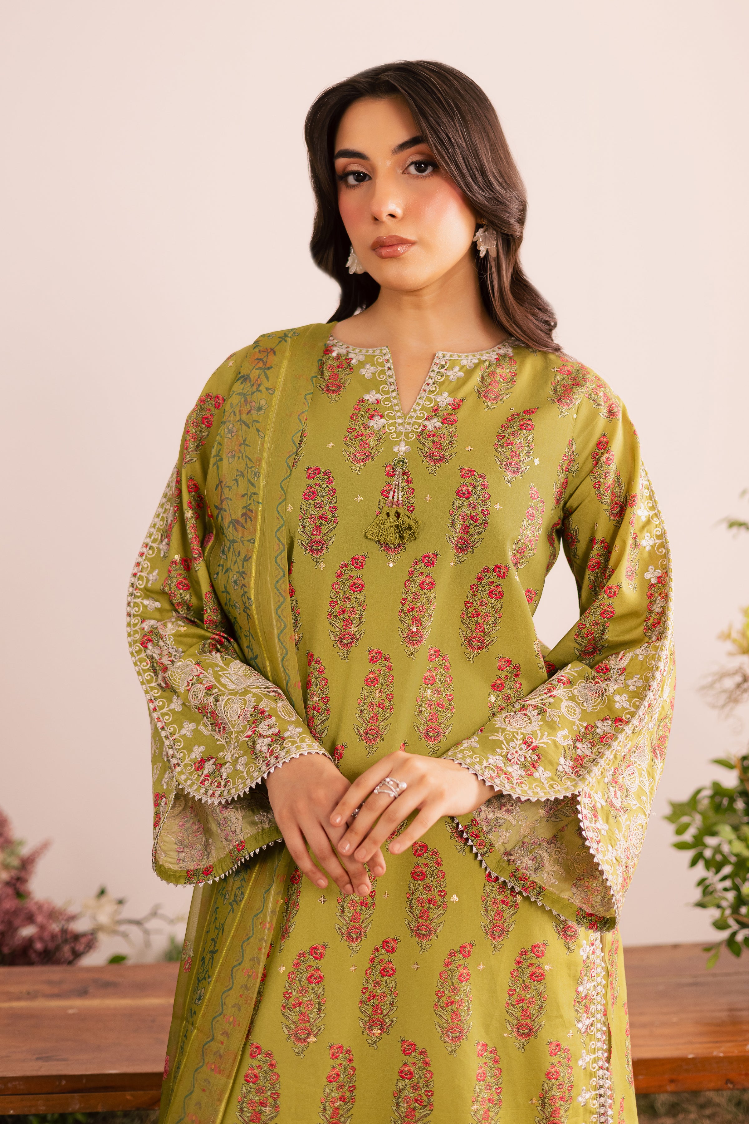 [product-color]-[product-type]-[product_material]