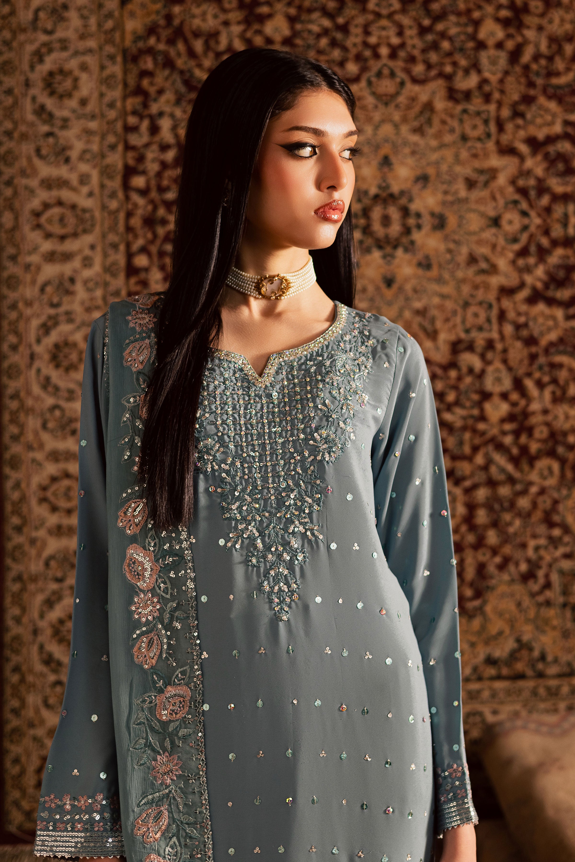  Daisy 3Pc - Festive Luxe Pret BATIKSTUDIO2025  BATIK   S / Powder / Georgette-M / Powder / Georgette-L / Powder / Georgette