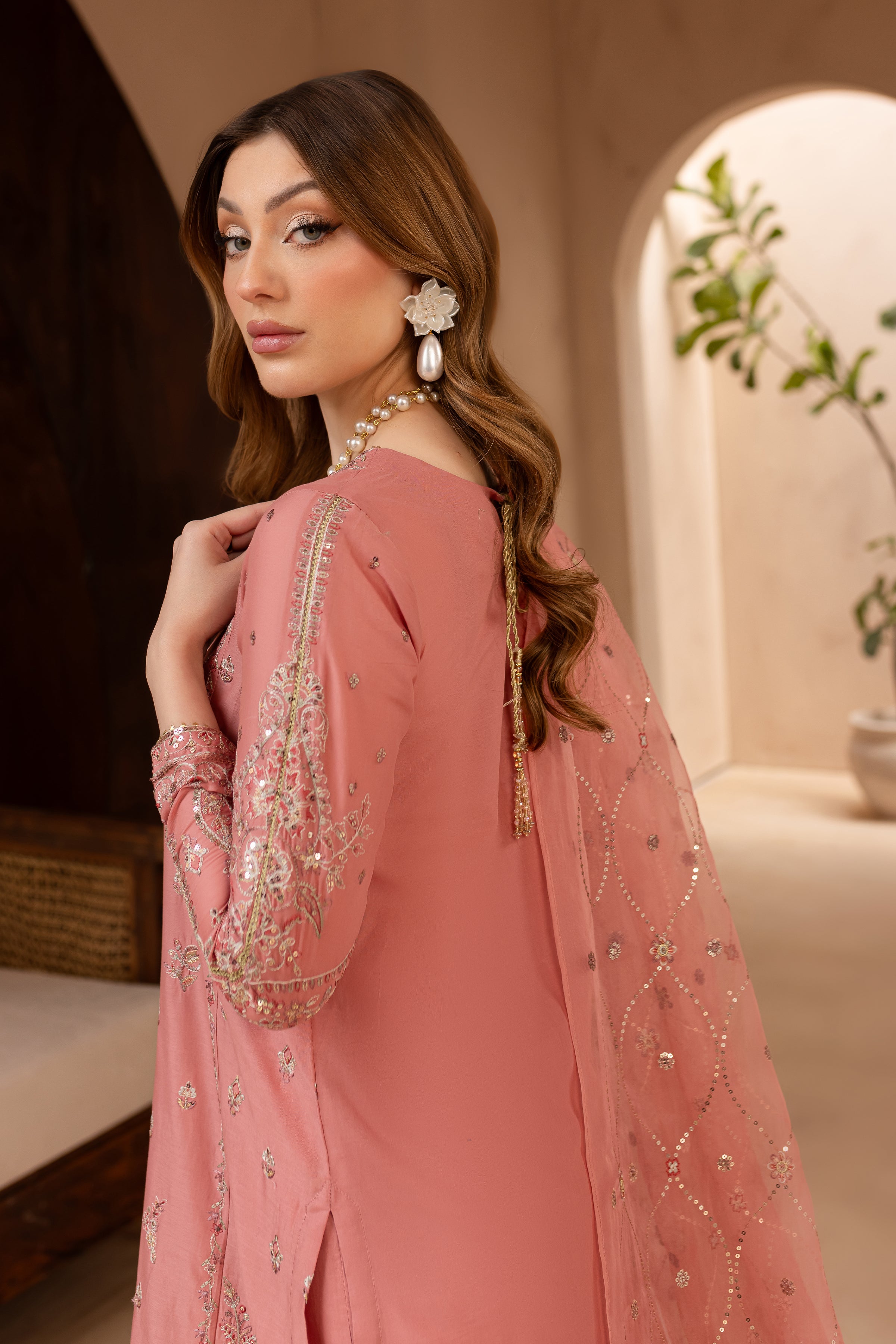 Dusty Pink 3Pc - Embroidered Lawn Dress Dusty Pink 3Pc - Embroidered Lawn Dress