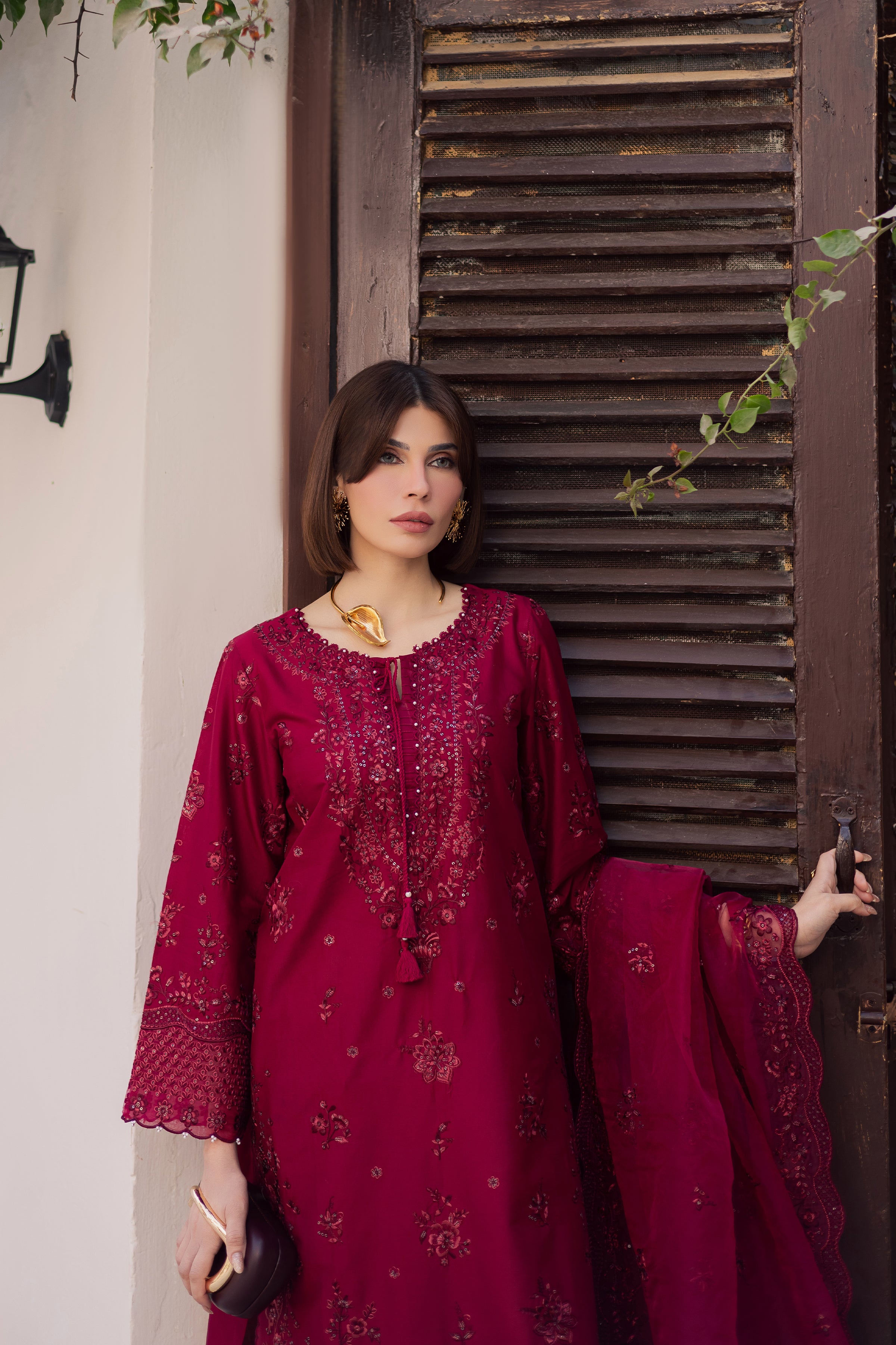  Ecuador 3Pc - Festive Embroidered Lawn BATIKEID2026  BATIK   XS / Beet Red / Pima Lawn-S / Beet Red / Pima Lawn-M / Beet Red / Pima Lawn-L / Beet Red / Pima Lawn-XL / Beet Red / Pima Lawn