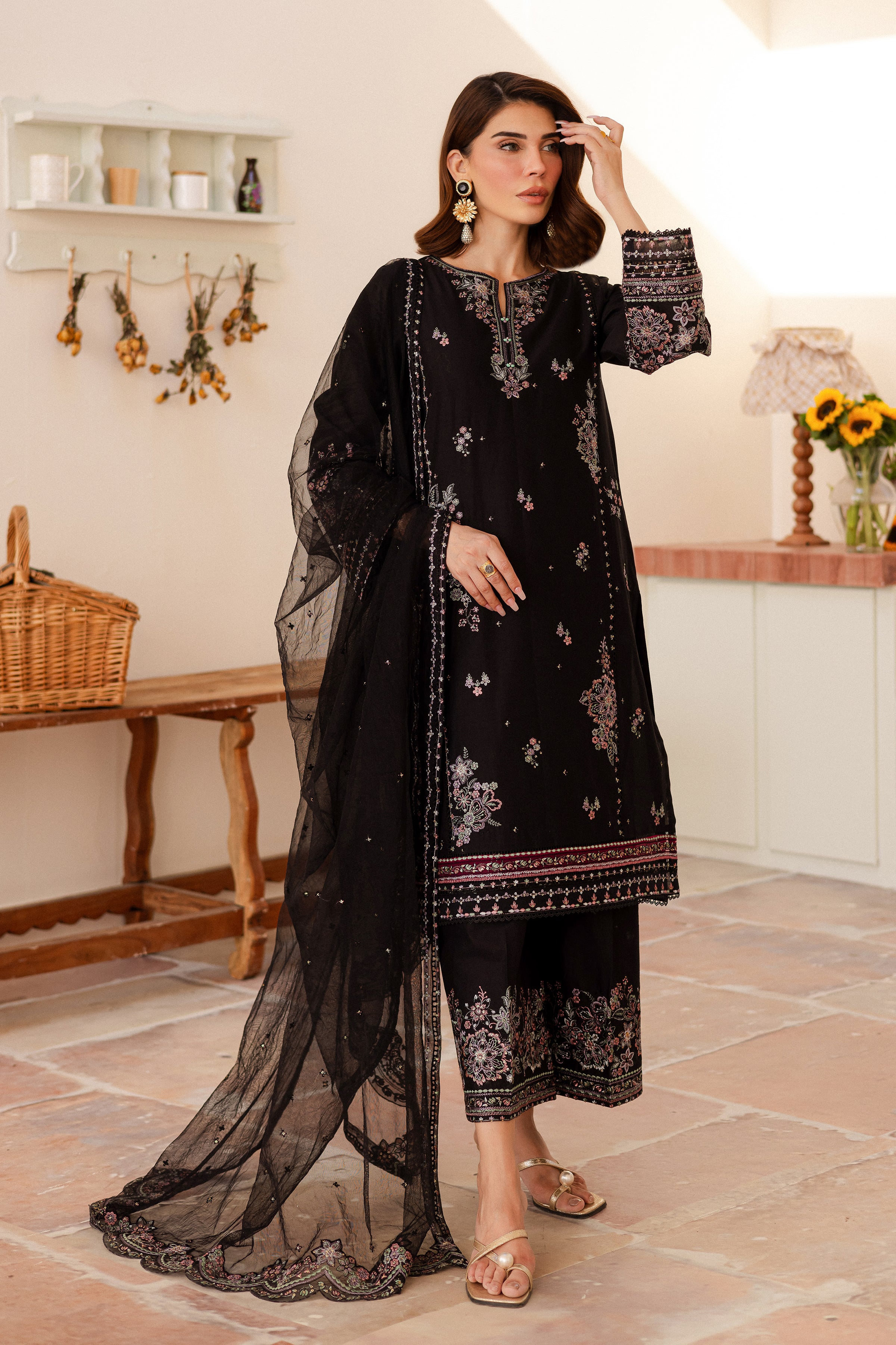 Elmira 3Pc - Embroidered Lawn Dress Elmira 3Pc - Embroidered Lawn Dress