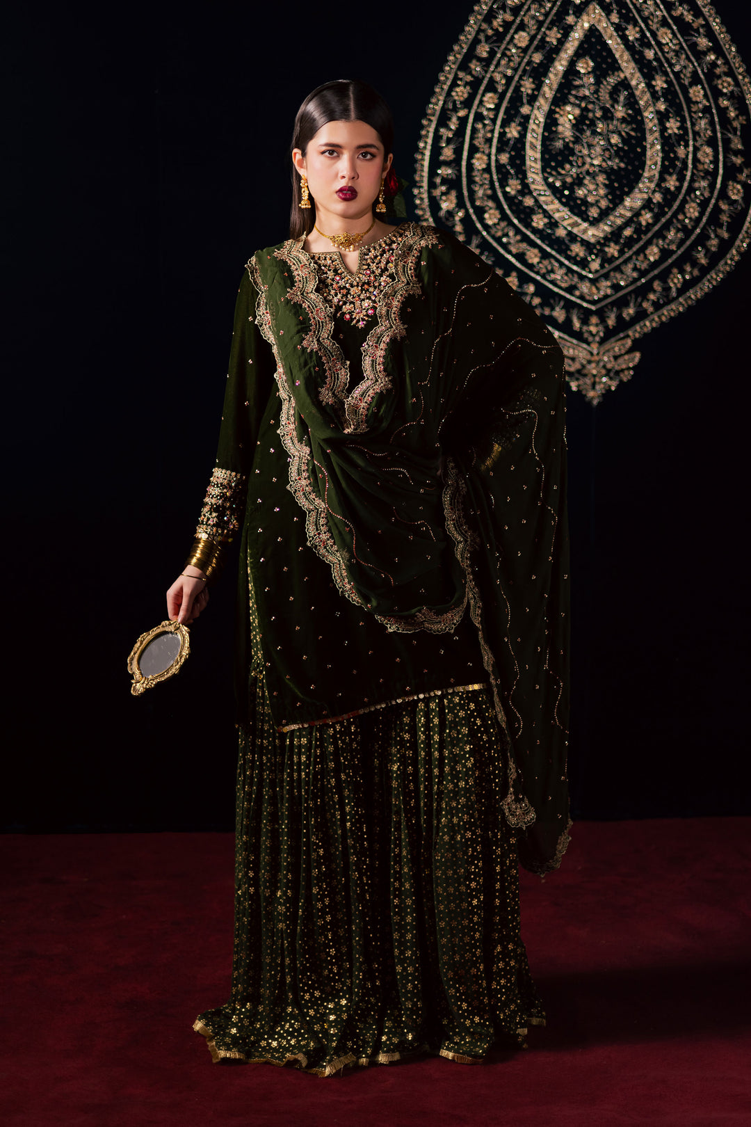  Eloise 3Pc - Velvet Luxe Pret BATIKLuxePRET2025  BATIK   XS / Mehendi  Green / Velvet-S / Mehendi  Green / Velvet-M / Mehendi  Green / Velvet-L / Mehendi  Green / Velvet-XL / Mehendi  Green / Velvet