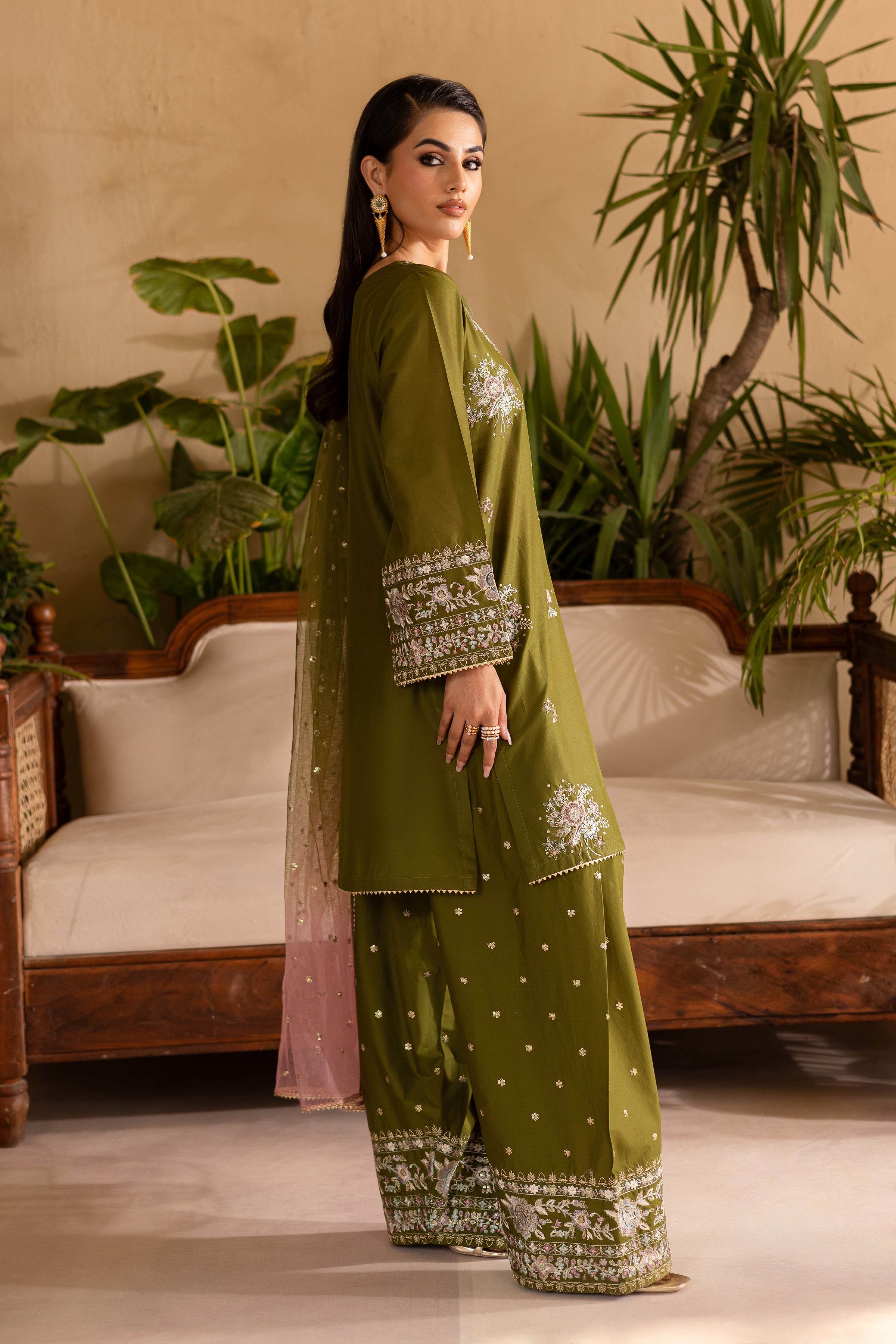 Farshi Green 3Pc - Embroidered Solid Dress Farshi Green 3Pc - Embroidered Solid Dress