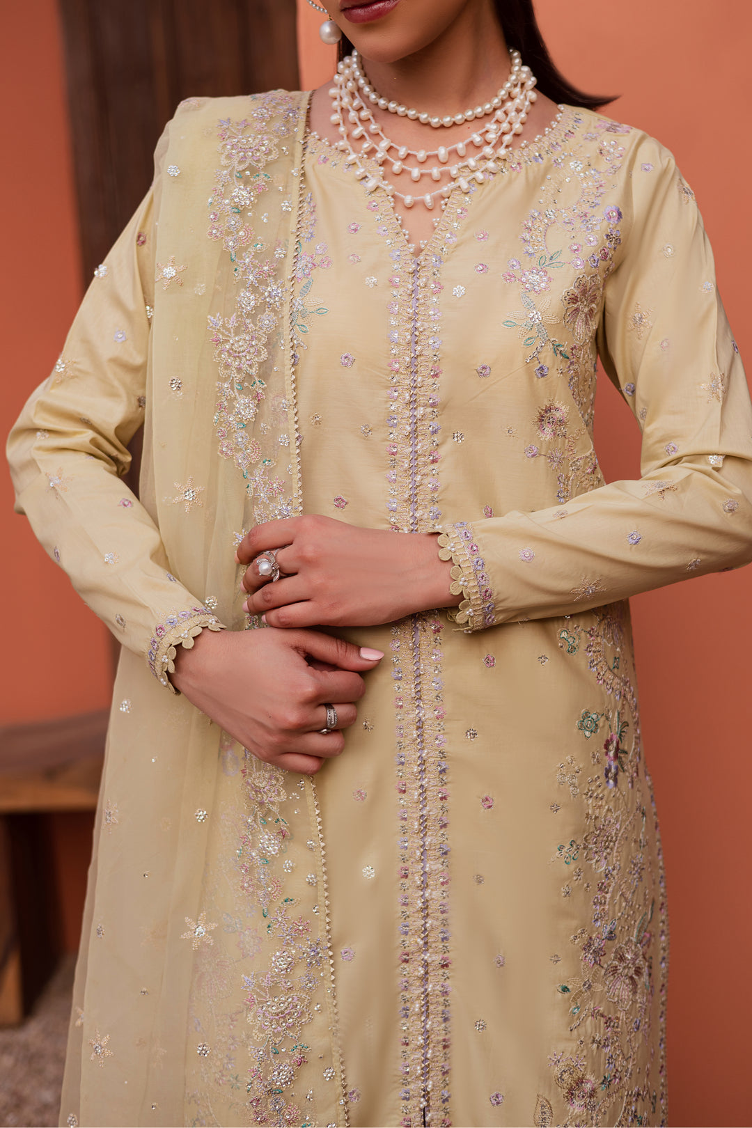  Felia 3Pc - Festive Embroidered Lawn BATIKEID2026  BATIK   XS / Fawn / Giza-S / Fawn / Giza-M / Fawn / Giza-L / Fawn / Giza-XL / Fawn / Giza