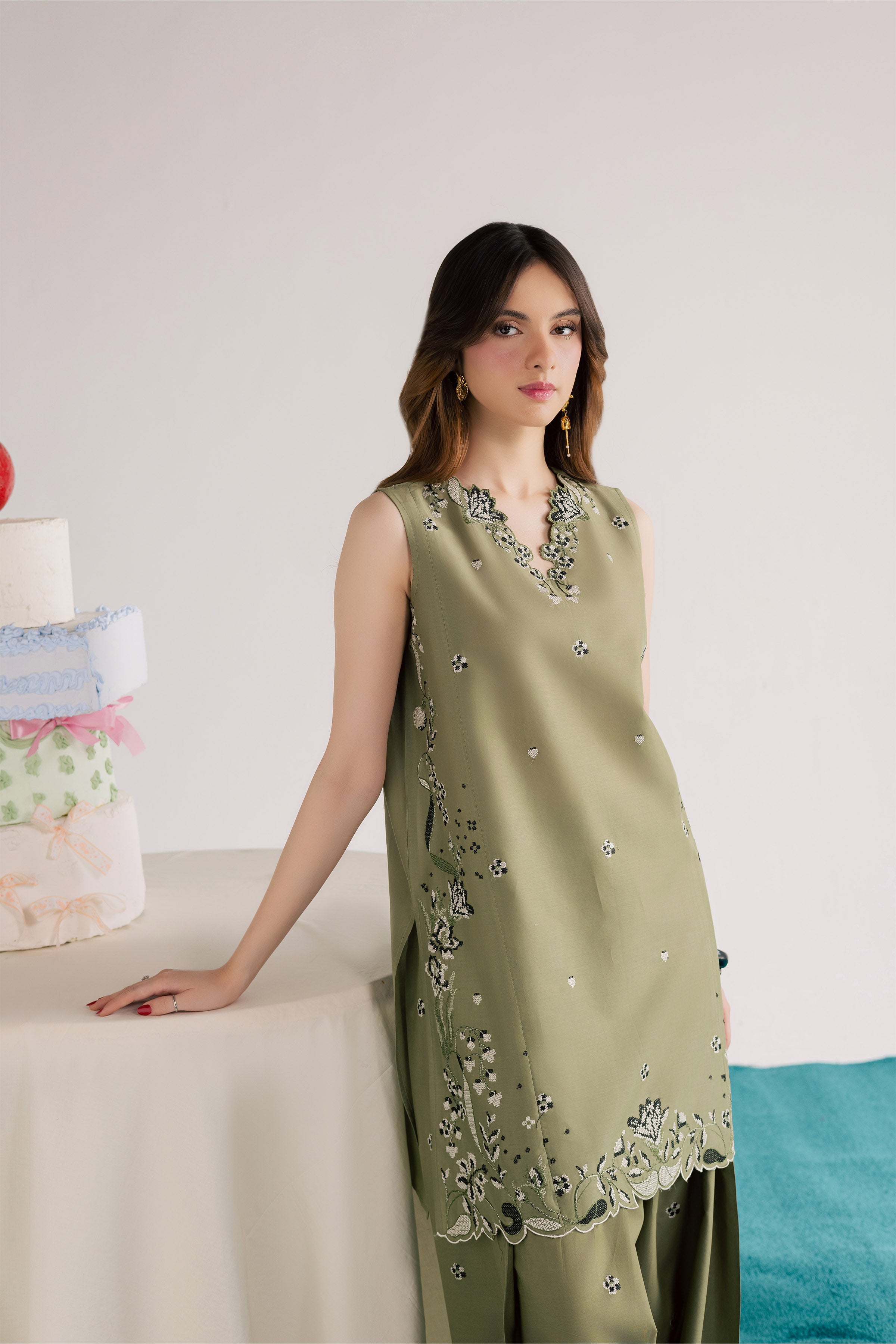  Green Nazni 2Pc - Embroidered Lawn Dress EverydayEdit26  BATIK   XS / Moss / Pima Lawn-S / Moss / Pima Lawn-M / Moss / Pima Lawn-L / Moss / Pima Lawn-XL / Moss / Pima Lawn