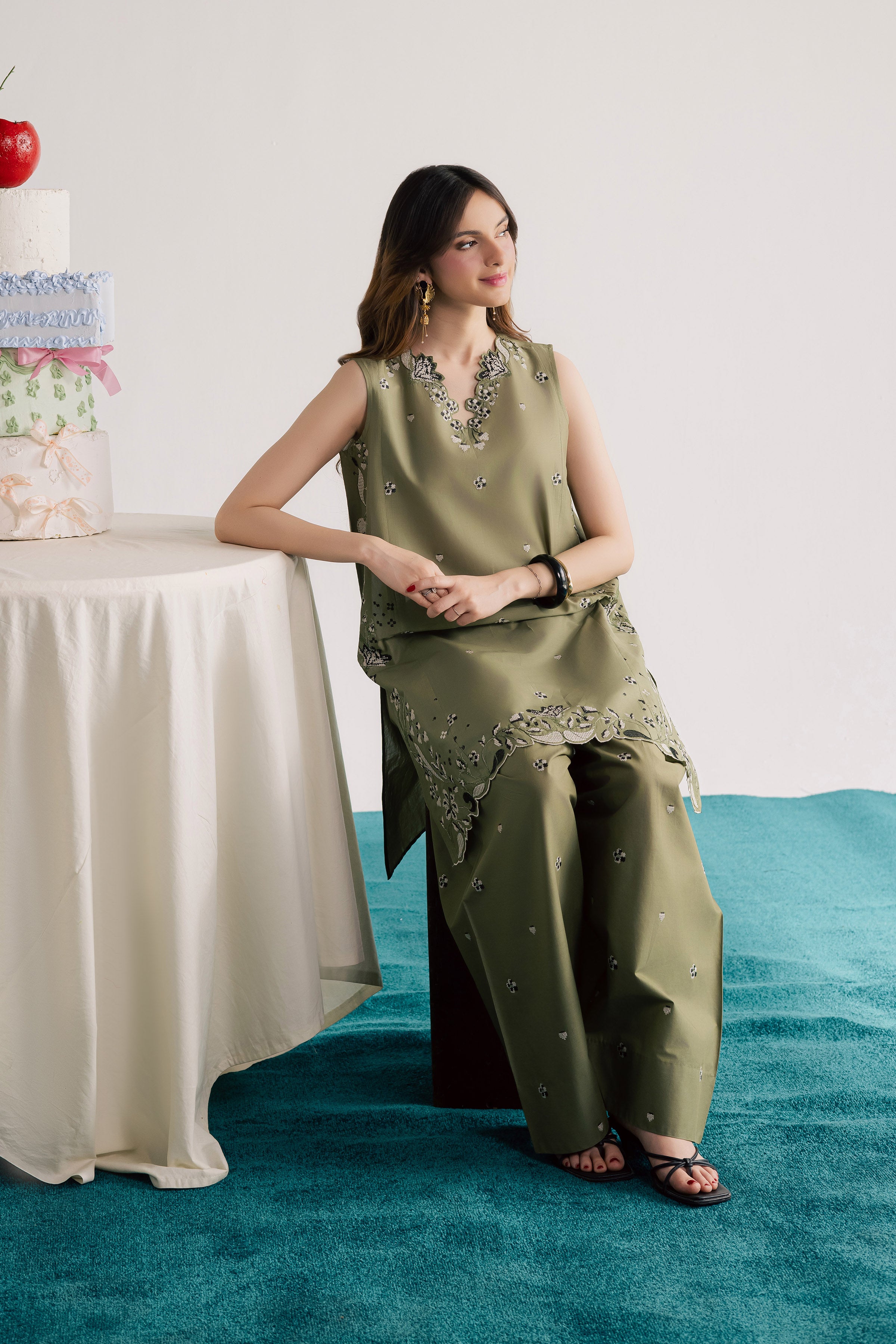 Green Nazni 2Pc - Embroidered Lawn Dress EverydayEdit26  BATIK   XS / Moss / Pima Lawn-S / Moss / Pima Lawn-M / Moss / Pima Lawn-L / Moss / Pima Lawn-XL / Moss / Pima Lawn