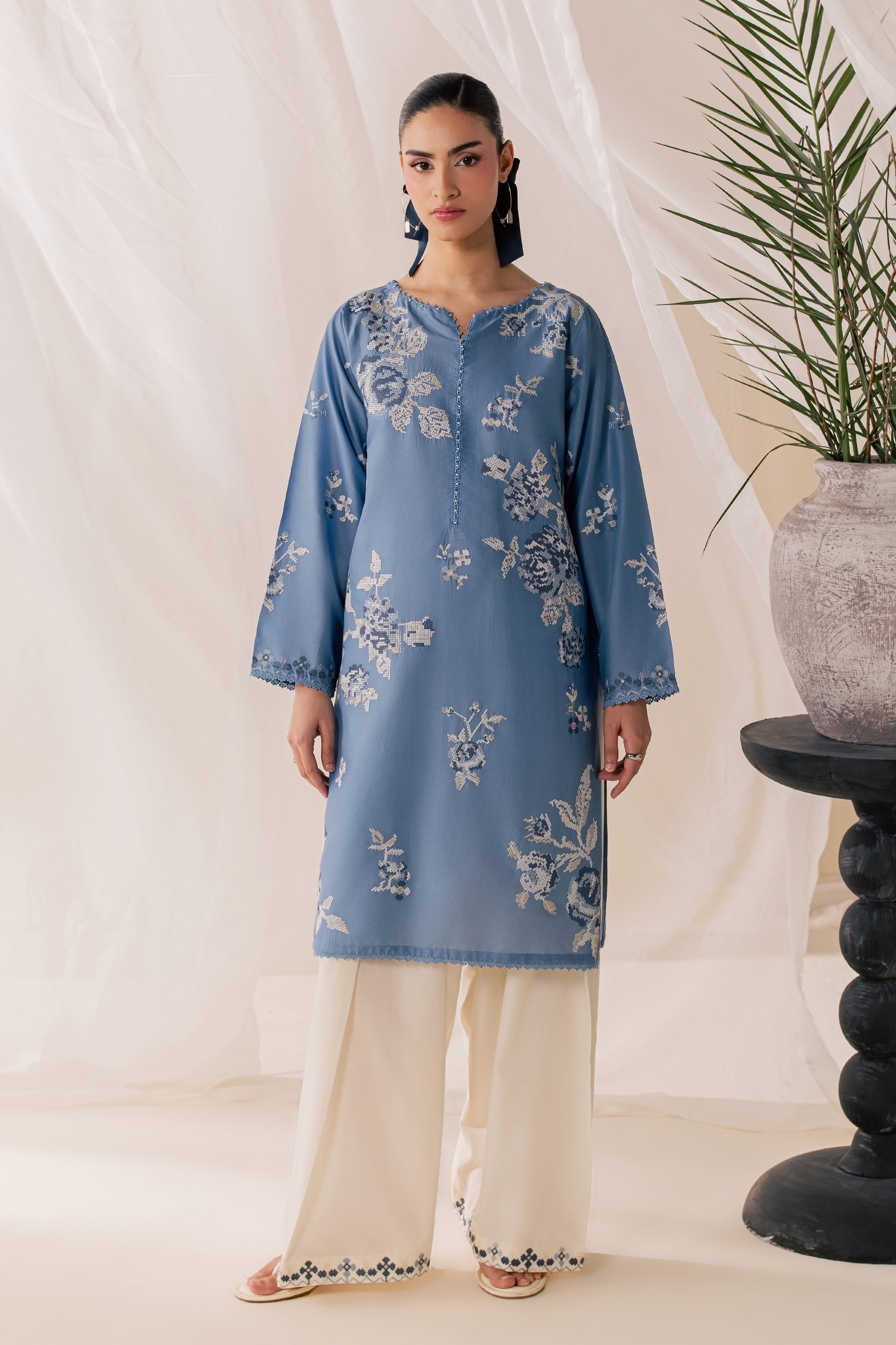 Havier 2Pc - Luxury Embroidered Lawn BATIKSS26  BATIK   XS / Quite Harbor / Pima Lawn