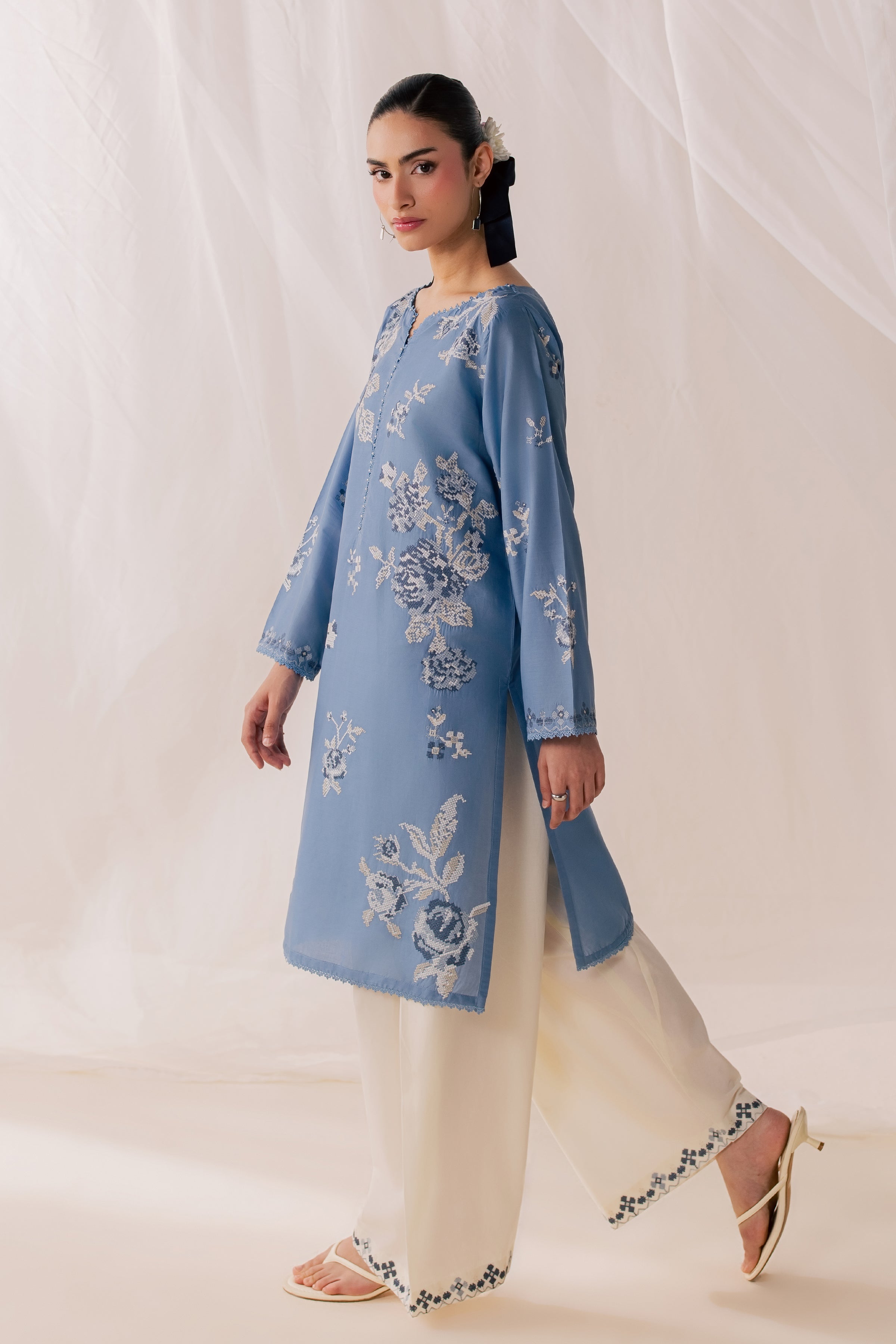 Havier 2Pc - Luxury Embroidered Lawn BATIKSS26  BATIK   XS / Quite Harbor / Pima Lawn