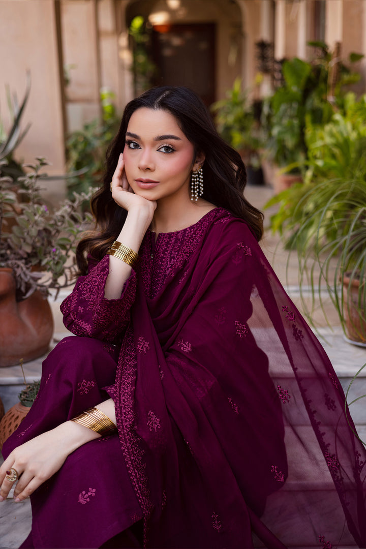  Hezlin 3Pc - Embroidered Khaddar Dress BATIK WINTER PRET 2025  BATIK   XS / Maroon / Khaddar-S / Maroon / Khaddar-M / Maroon / Khaddar-L / Maroon / Khaddar-XL / Maroon / Khaddar