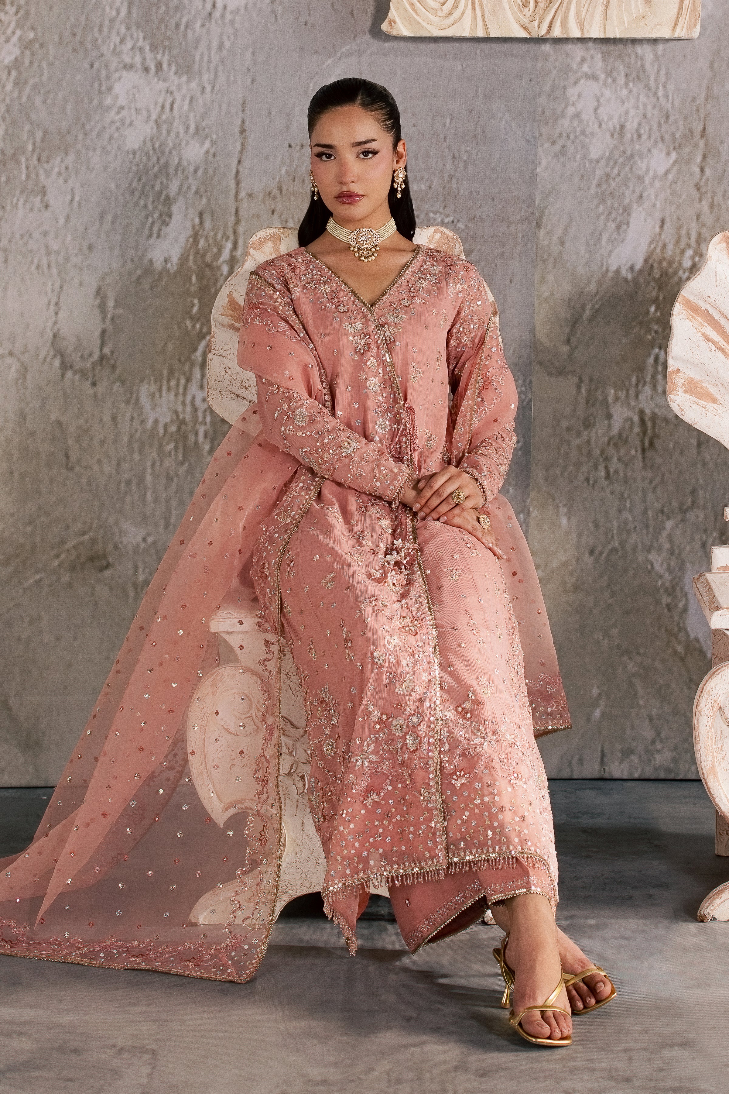  Hoor 3Pc - Festive Luxe Pret BATIKSTUDIO2026  BATIK   S / Peach / Crinkle-M / Peach / Crinkle-L / Peach / Crinkle