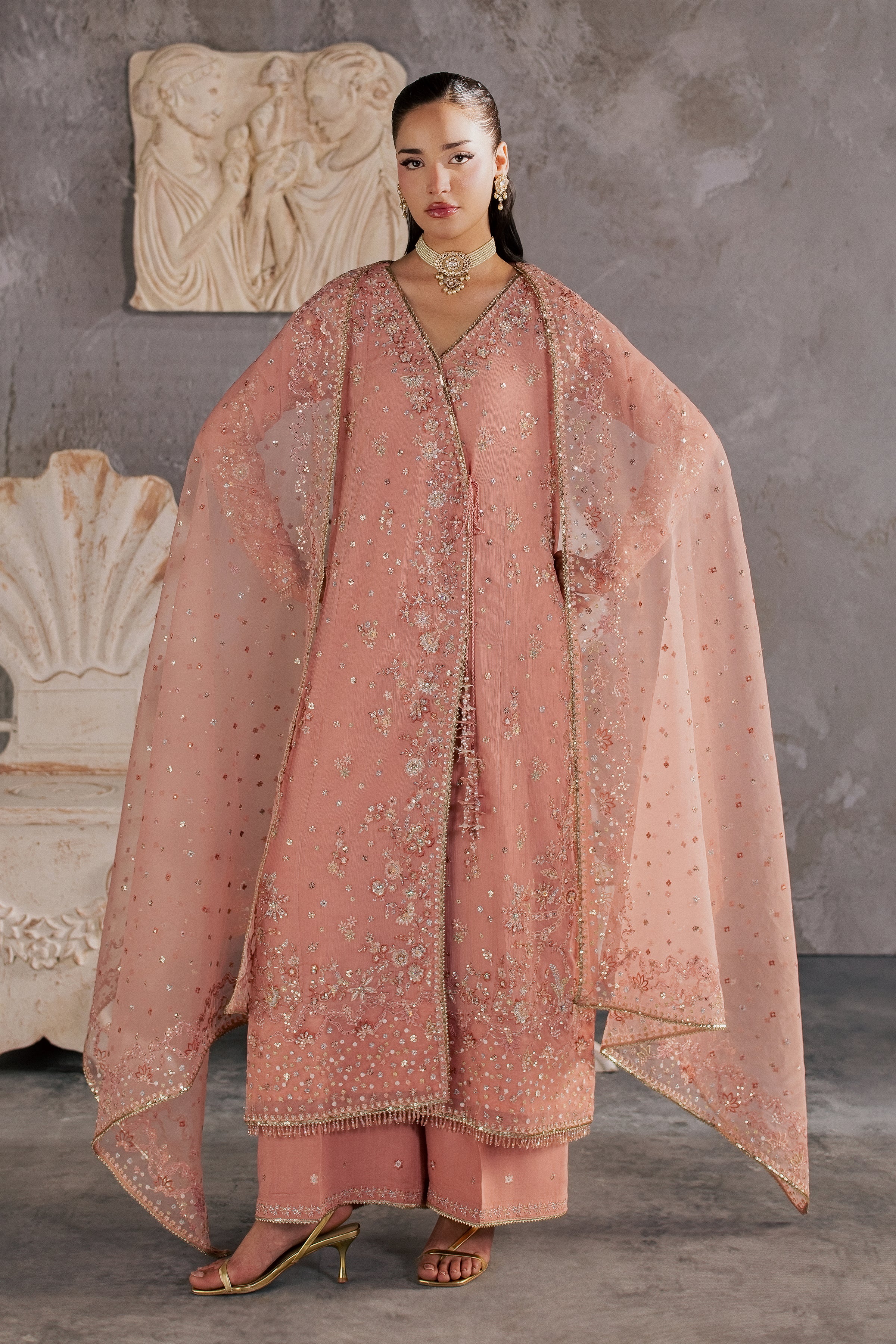  Hoor 3Pc - Festive Luxe Pret BATIKSTUDIO2026  BATIK   S / Peach / Crinkle-M / Peach / Crinkle-L / Peach / Crinkle