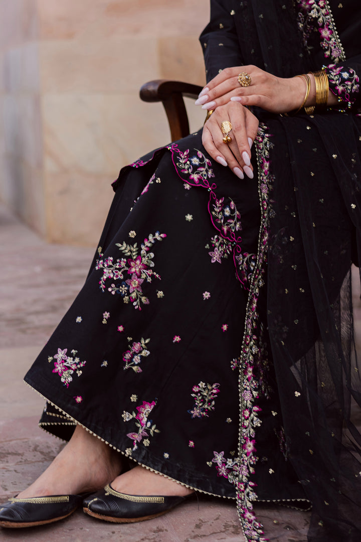  Hozier 3Pc - Festive Embroidered Lawn BATIKEID2026  BATIK   XS / Black / Pima Lawn-S / Black / Pima Lawn-M / Black / Pima Lawn-L / Black / Pima Lawn-XL / Black / Pima Lawn