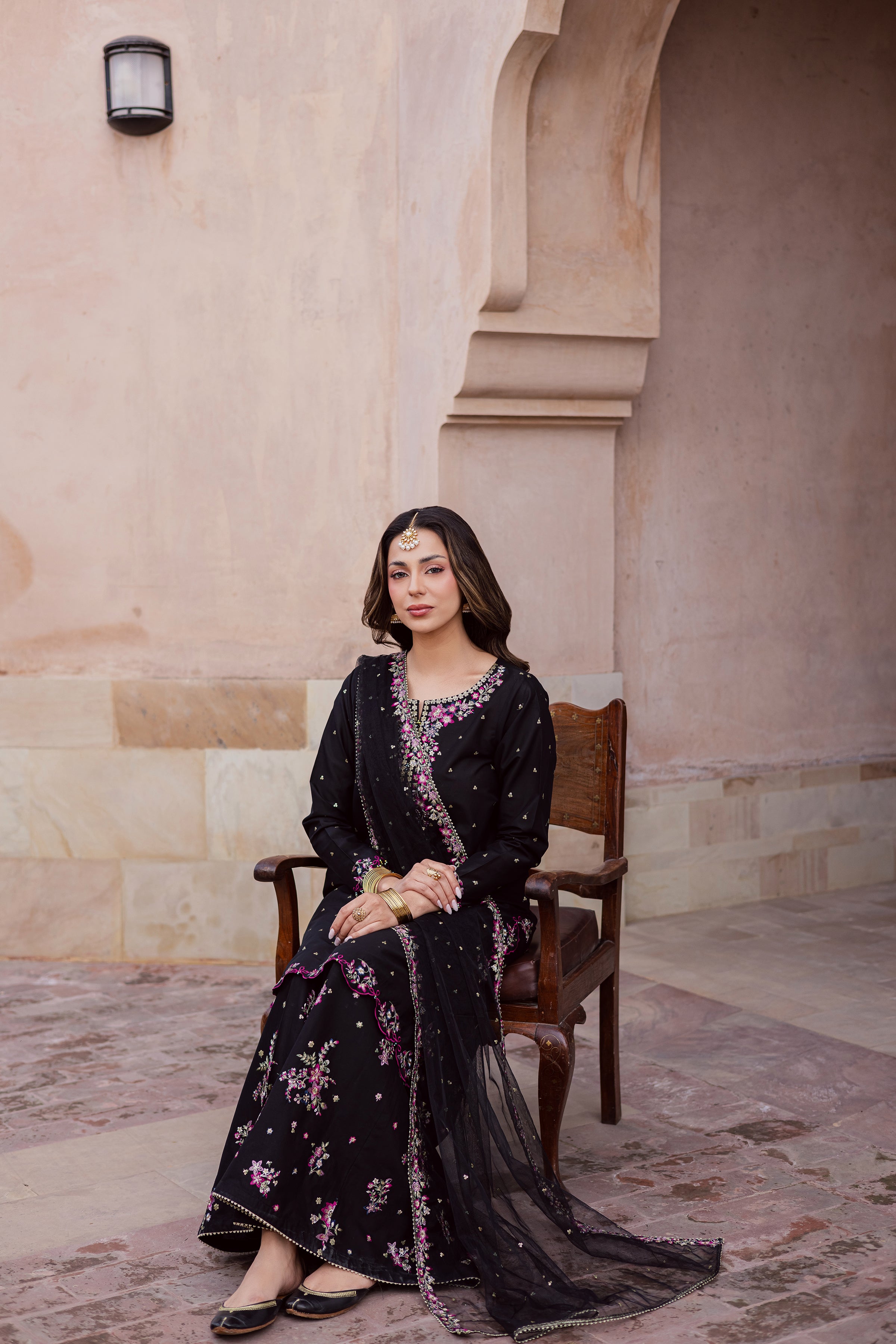  Hozier 3Pc - Festive Embroidered Lawn BATIKEID2026  BATIK   XS / Black / Pima Lawn-S / Black / Pima Lawn-M / Black / Pima Lawn-L / Black / Pima Lawn-XL / Black / Pima Lawn
