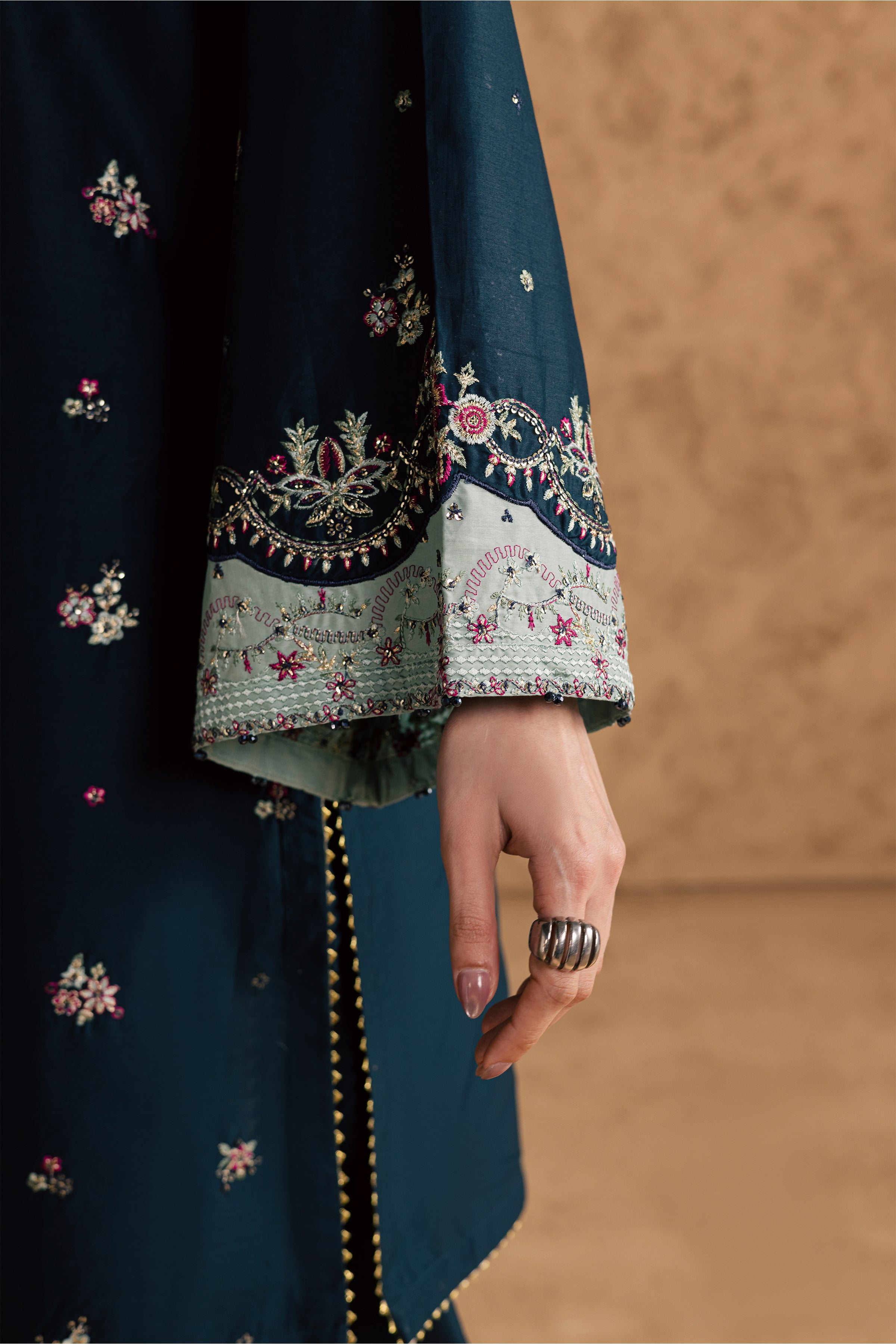  Ice Berry 3Pc - Festive Eid Pret BATIKEID2026  BATIK   XS / Blueberry Blue / Giza-S / Blueberry Blue / Giza-M / Blueberry Blue / Giza-L / Blueberry Blue / Giza-XL / Blueberry Blue / Giza