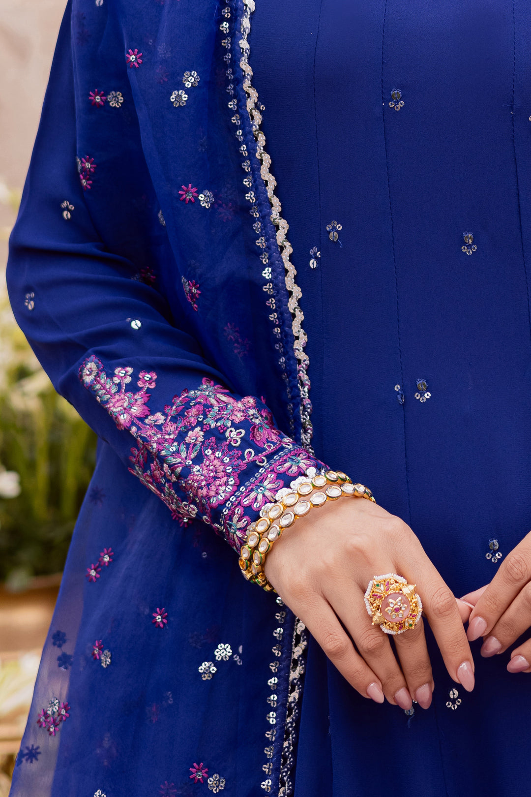  Ilara 3Pc - Festive Luxe Pret BATIKSTUDIO2025  BATIK   S / Ink Blue / Georgette-M / Ink Blue / Georgette-L / Ink Blue / Georgette