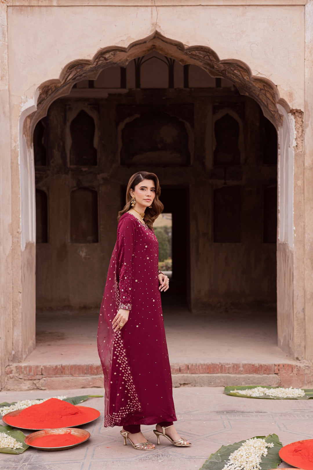  Isleen 3Pc - Festive Luxe Pret BATIKSTUDIO2025  BATIK   S / Burgundy / Textured Grip-M / Burgundy / Textured Grip-L / Burgundy / Textured Grip