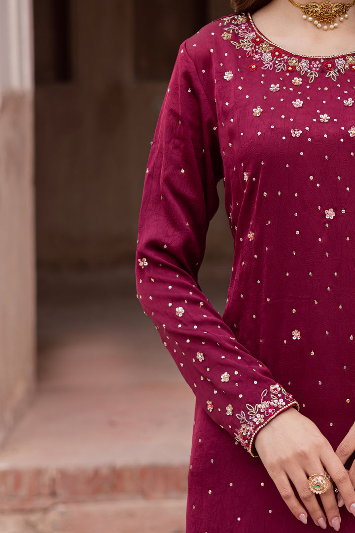  Isleen 3Pc - Festive Luxe Pret BATIKSTUDIO2025  BATIK   S / Burgundy / Textured Grip-M / Burgundy / Textured Grip-L / Burgundy / Textured Grip